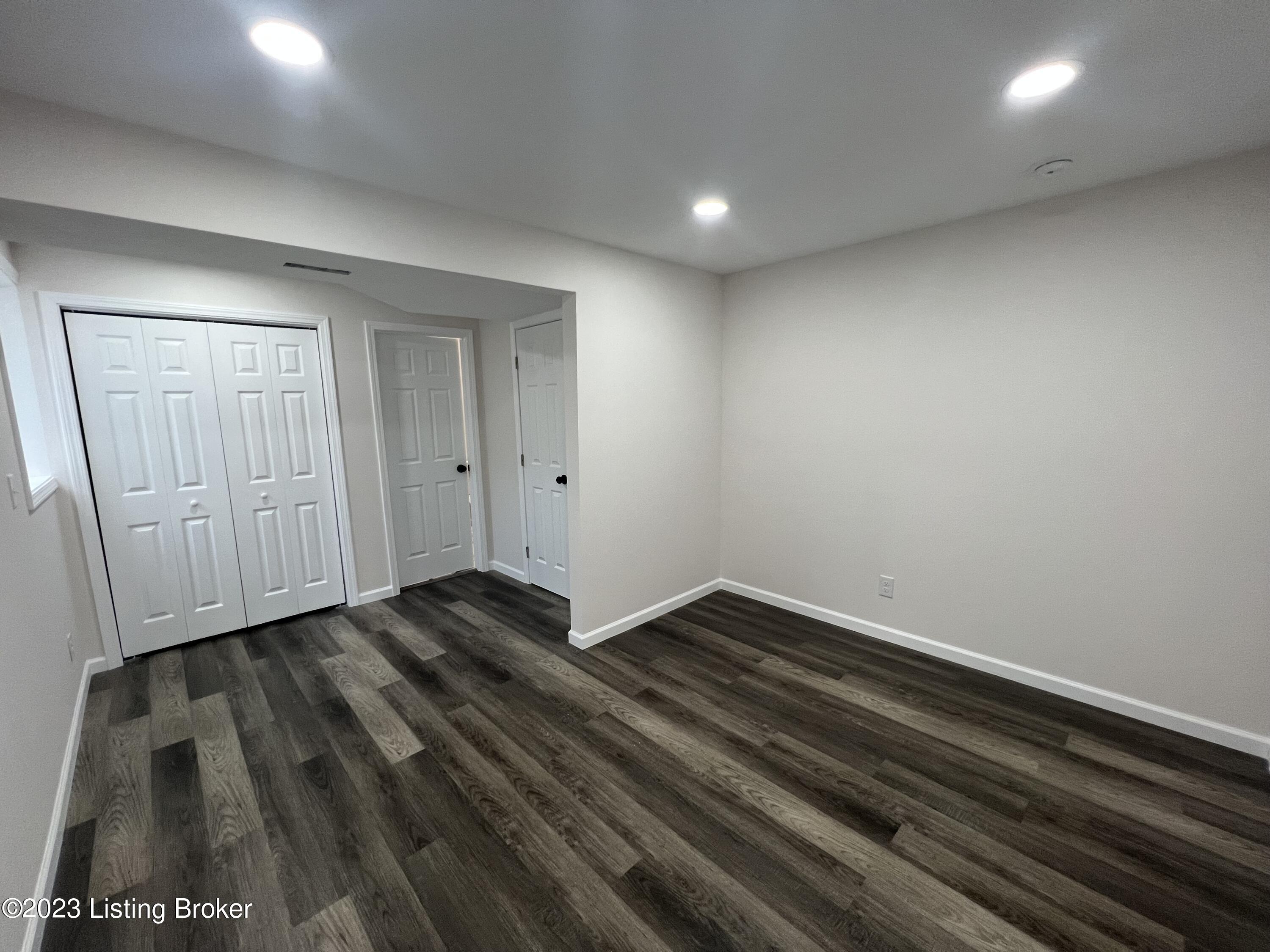10307 Cooperwood Ct