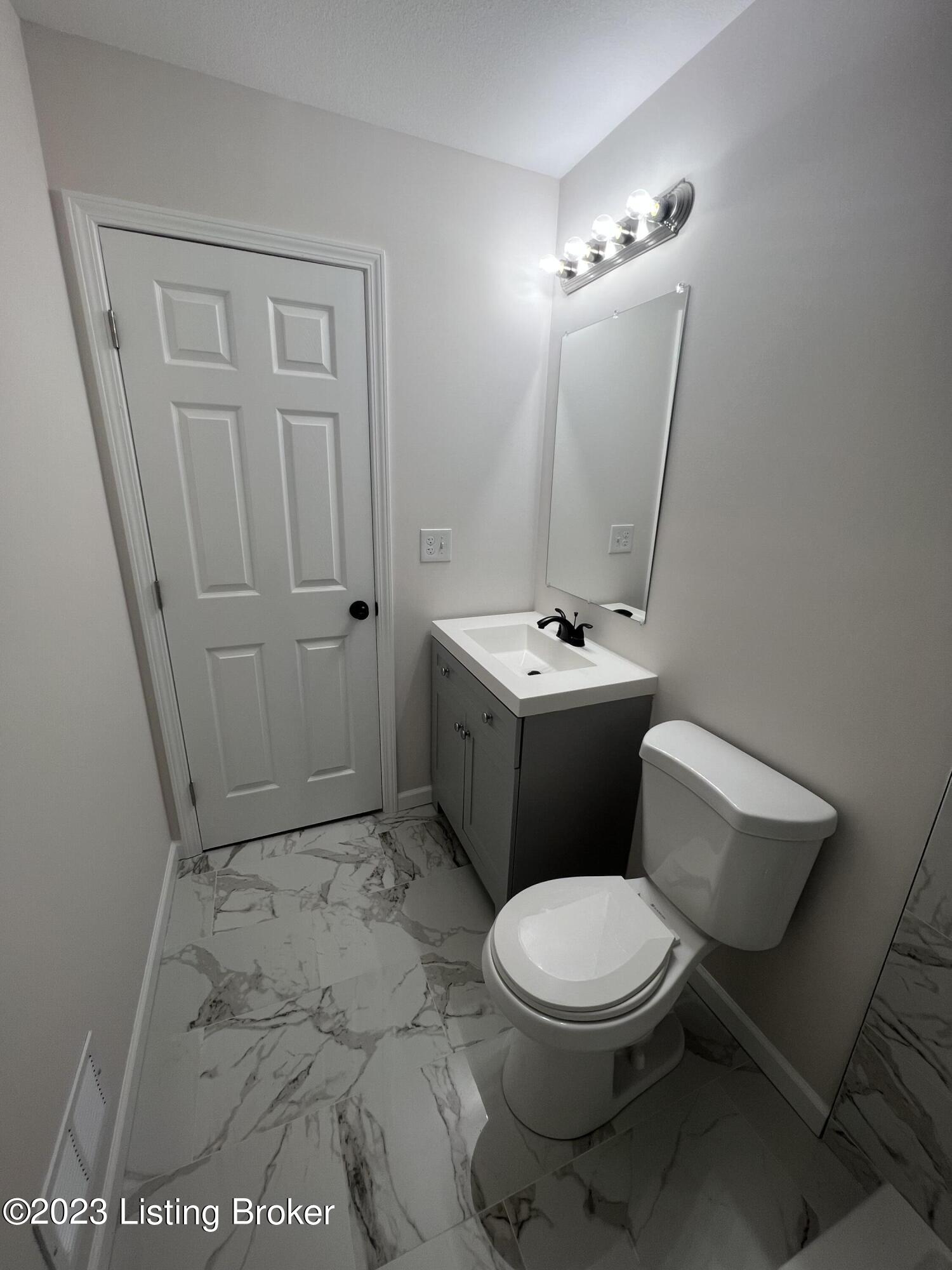 10307 Cooperwood Ct