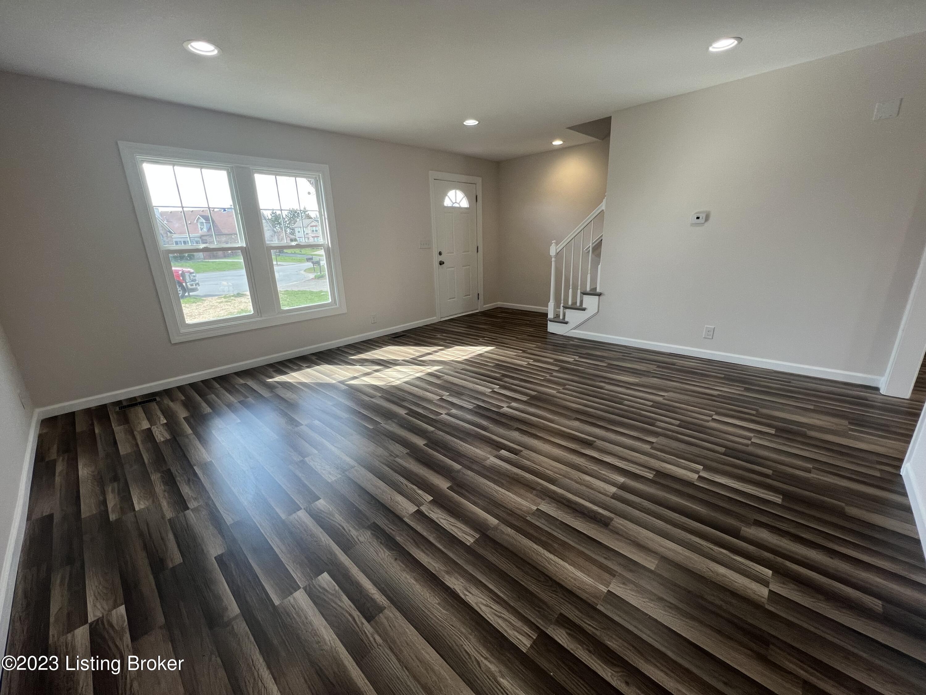 10307 Cooperwood Ct