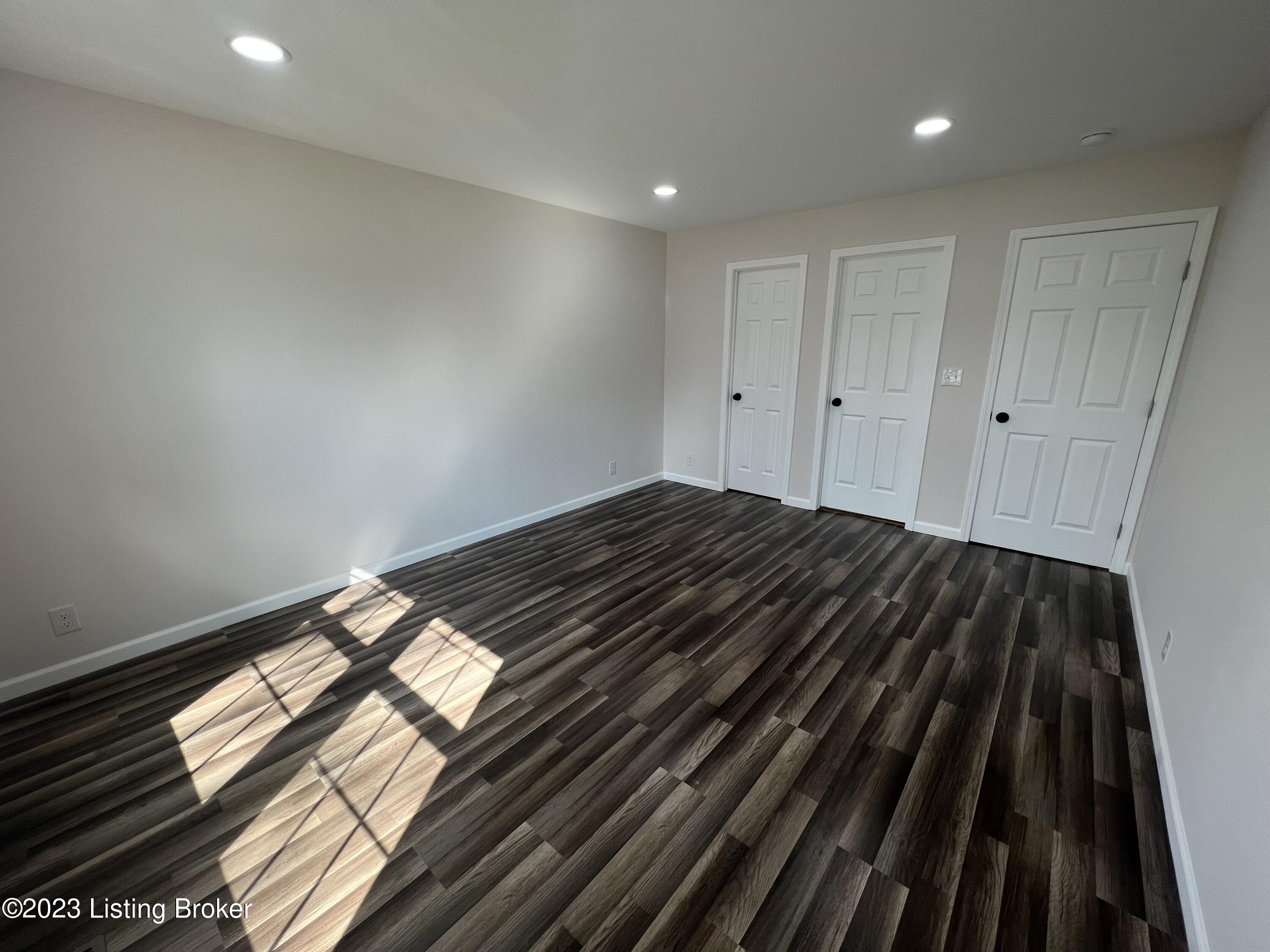 10307 Cooperwood Ct