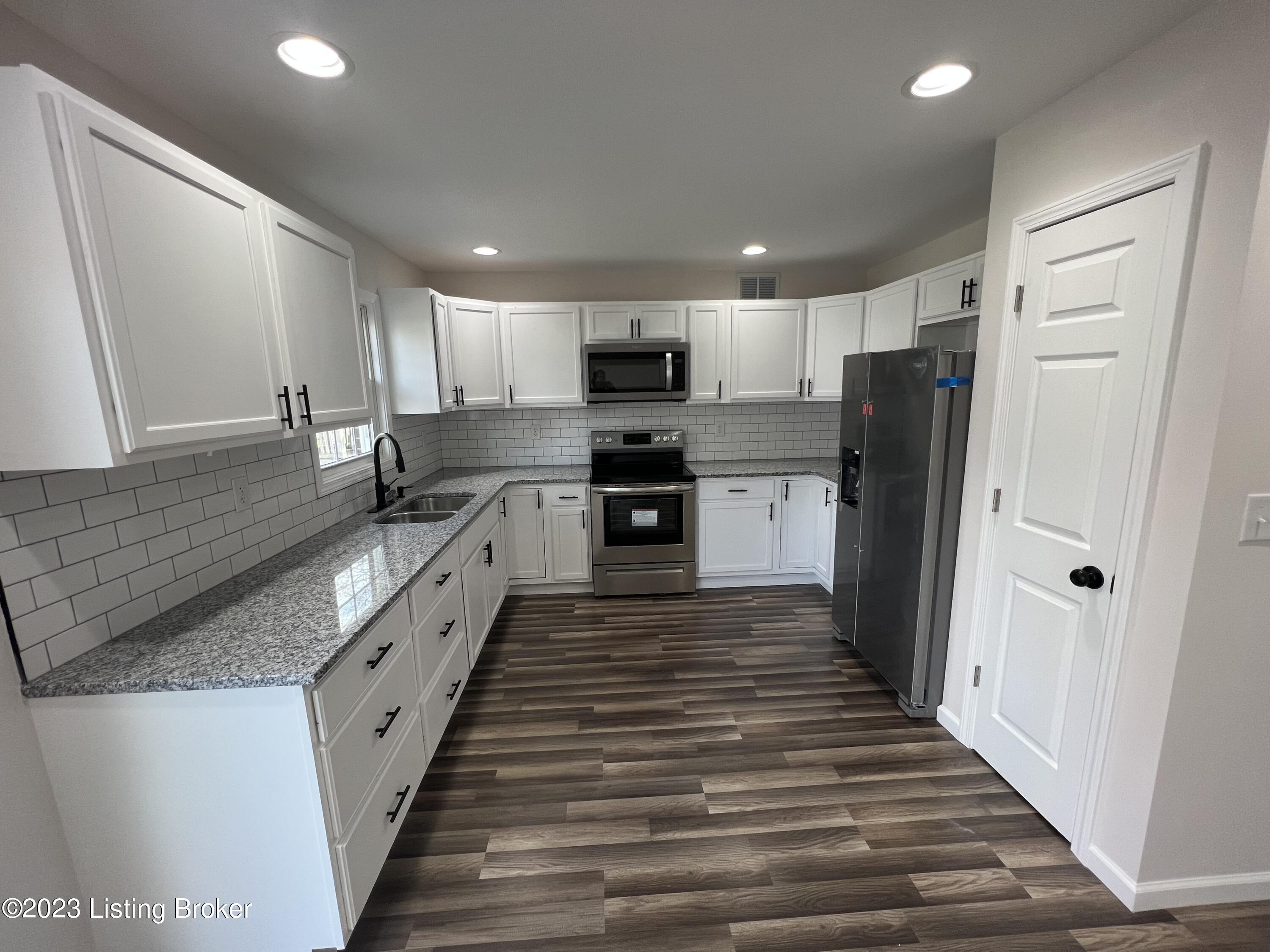 10307 Cooperwood Ct