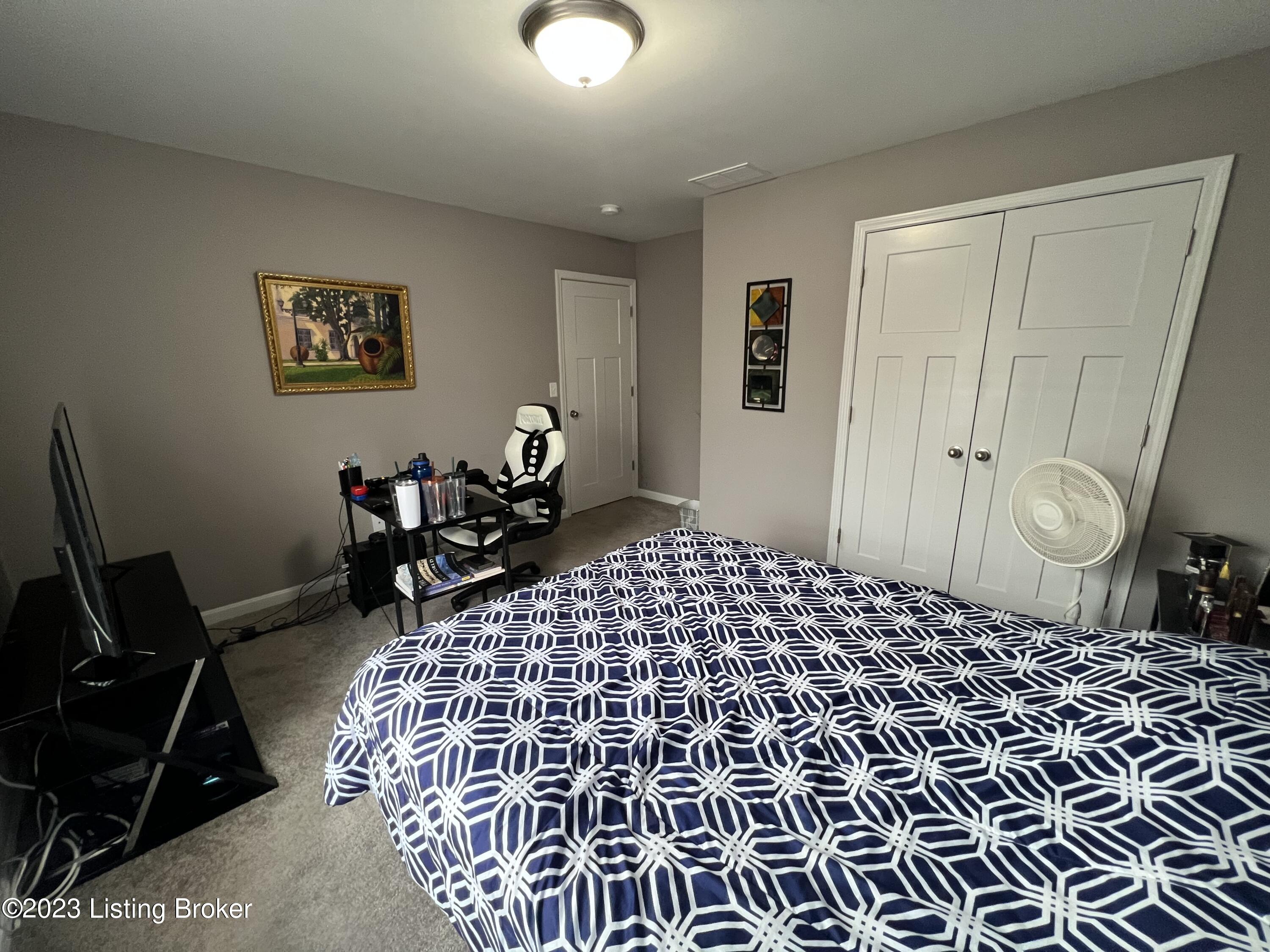 1415 Parkridge Pkwy
