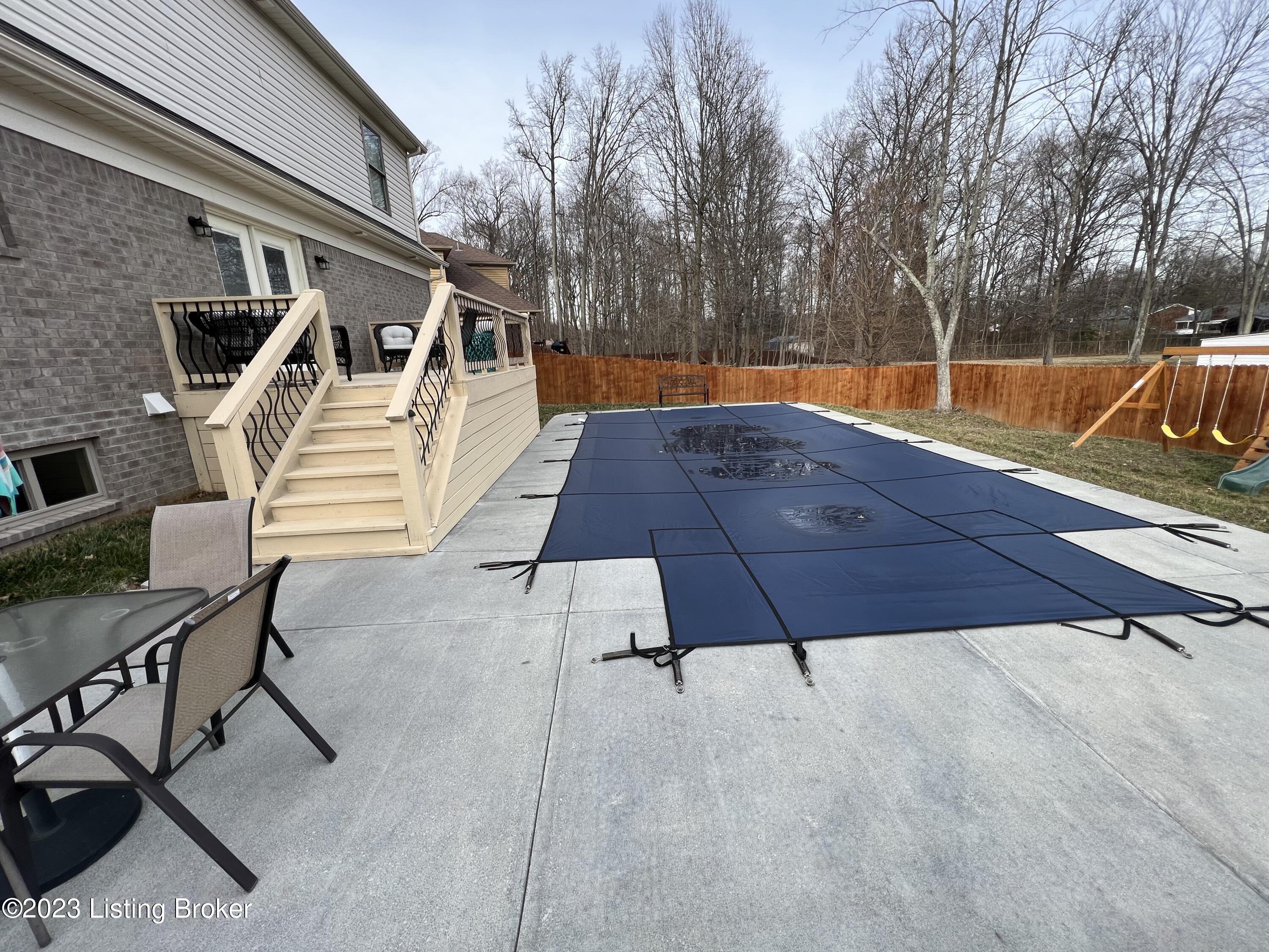 1415 Parkridge Pkwy