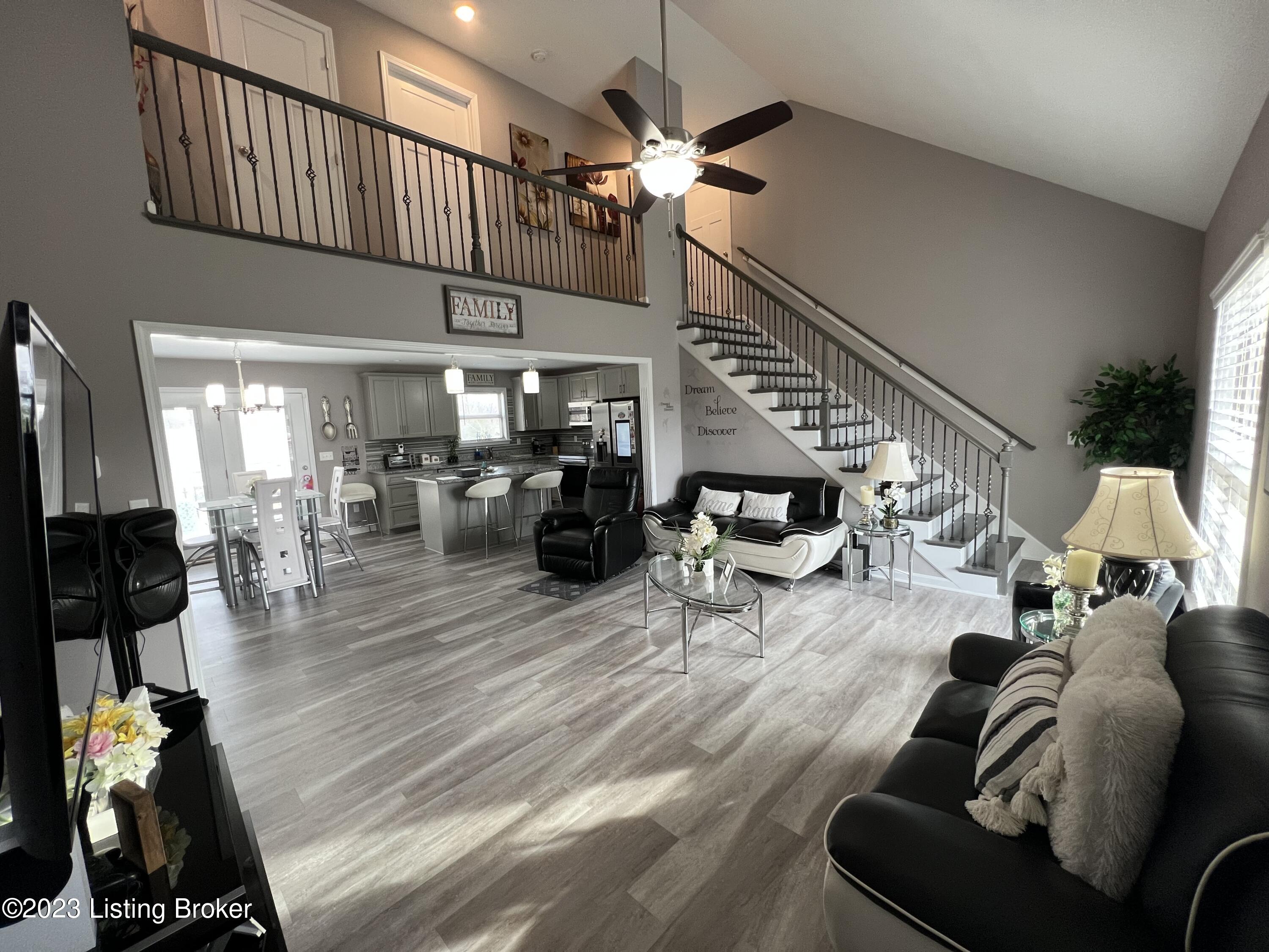 1415 Parkridge Pkwy