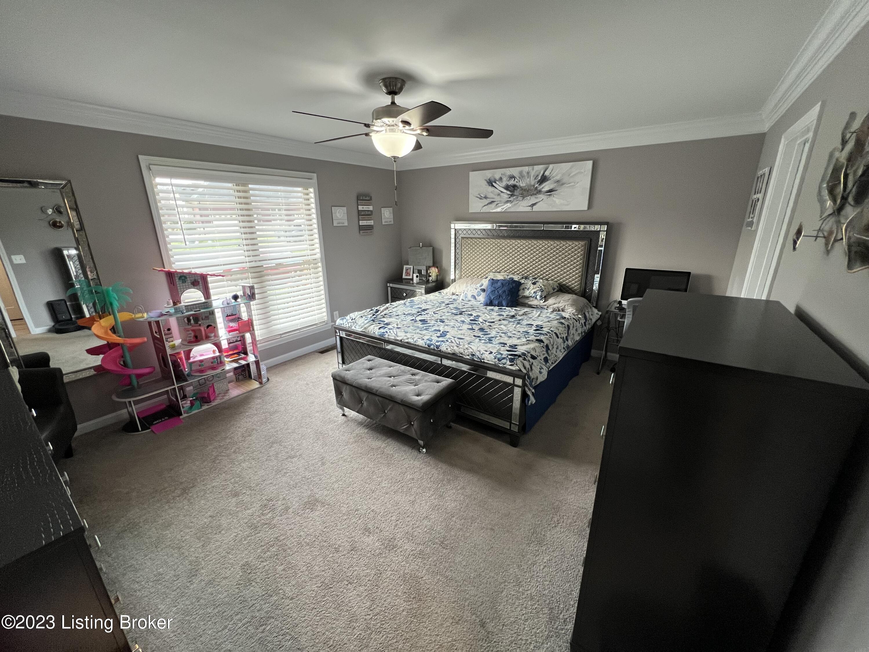 1415 Parkridge Pkwy