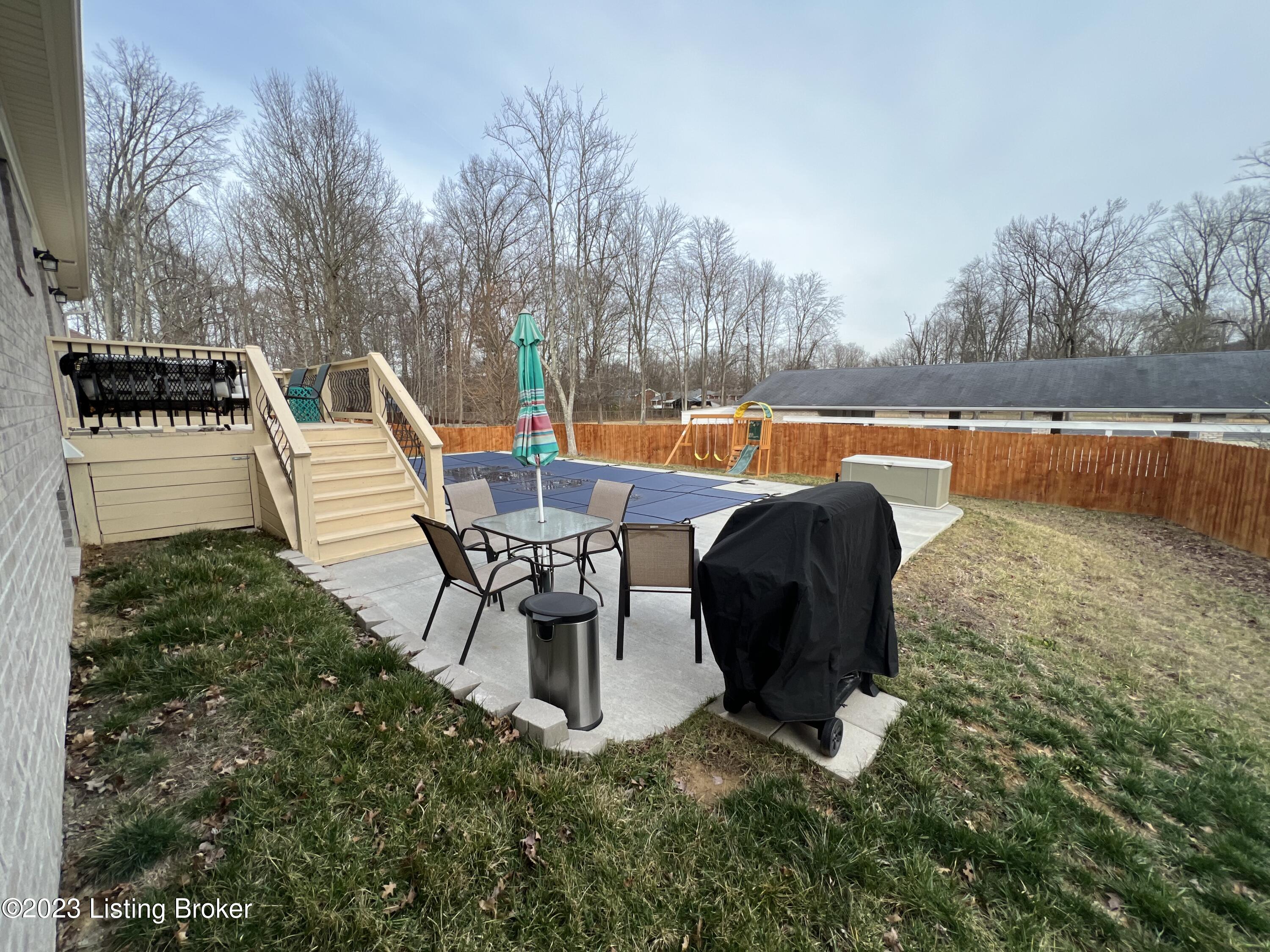 1415 Parkridge Pkwy