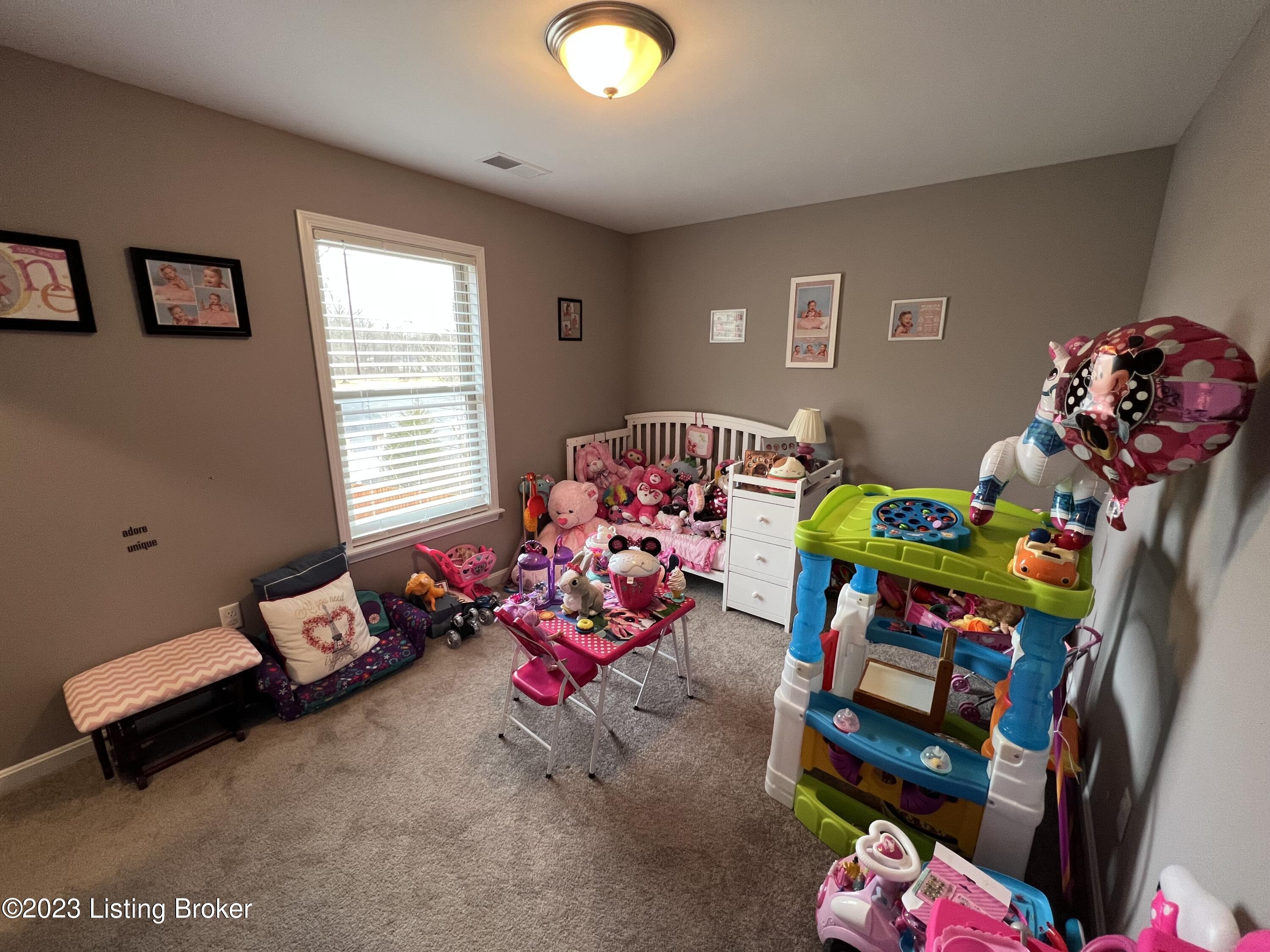 1415 Parkridge Pkwy