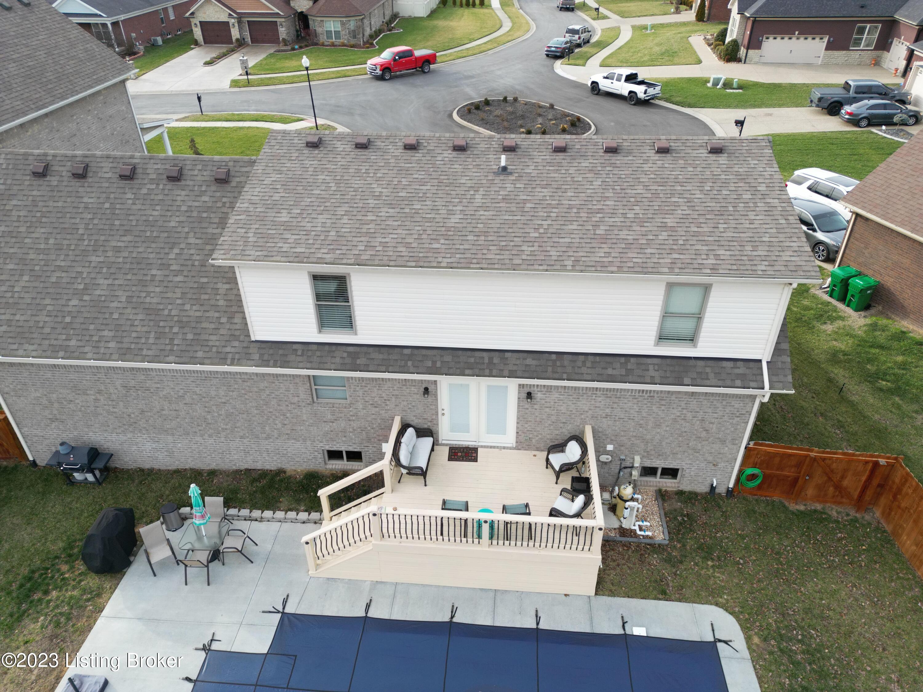 1415 Parkridge Pkwy