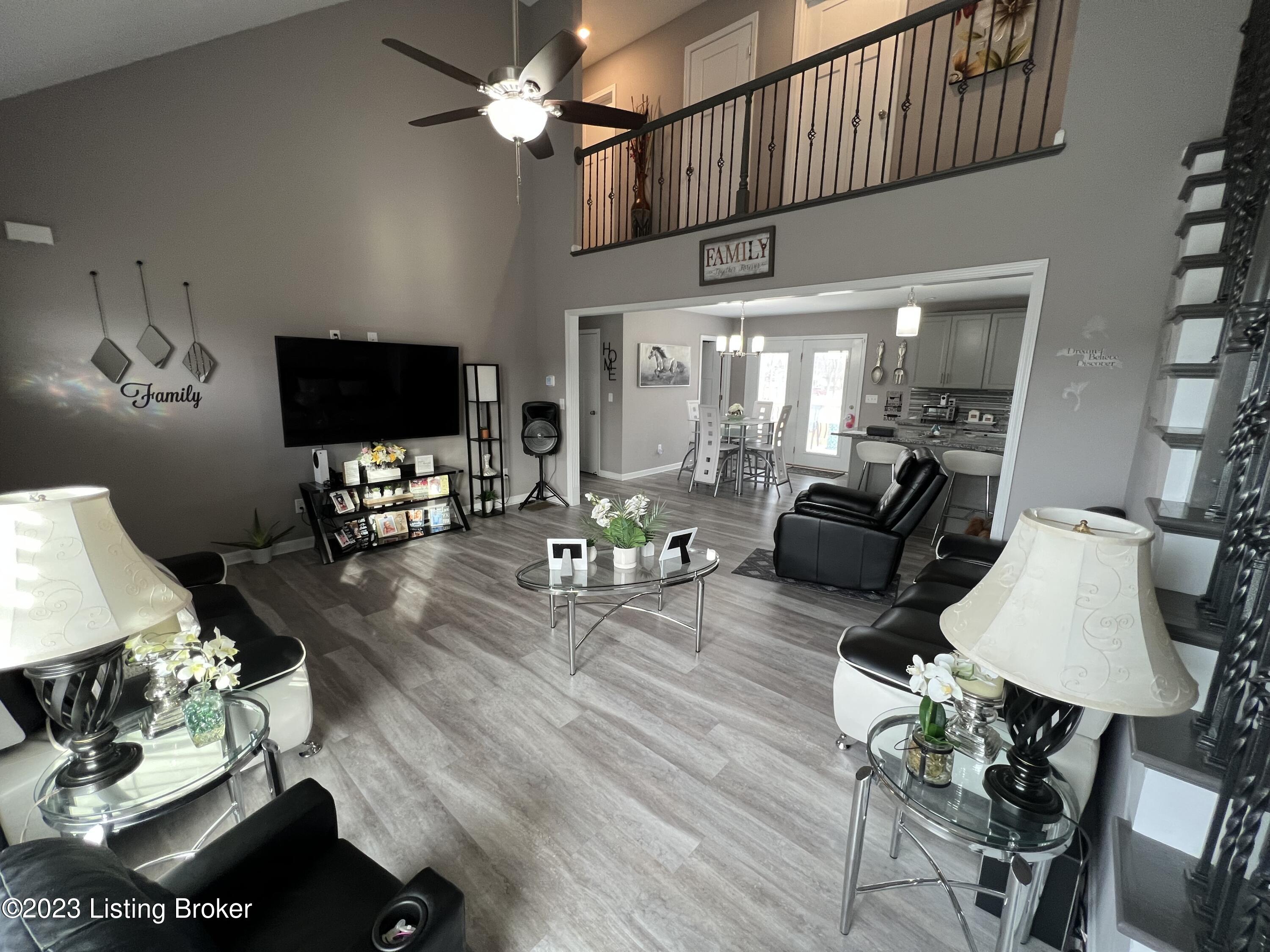 1415 Parkridge Pkwy