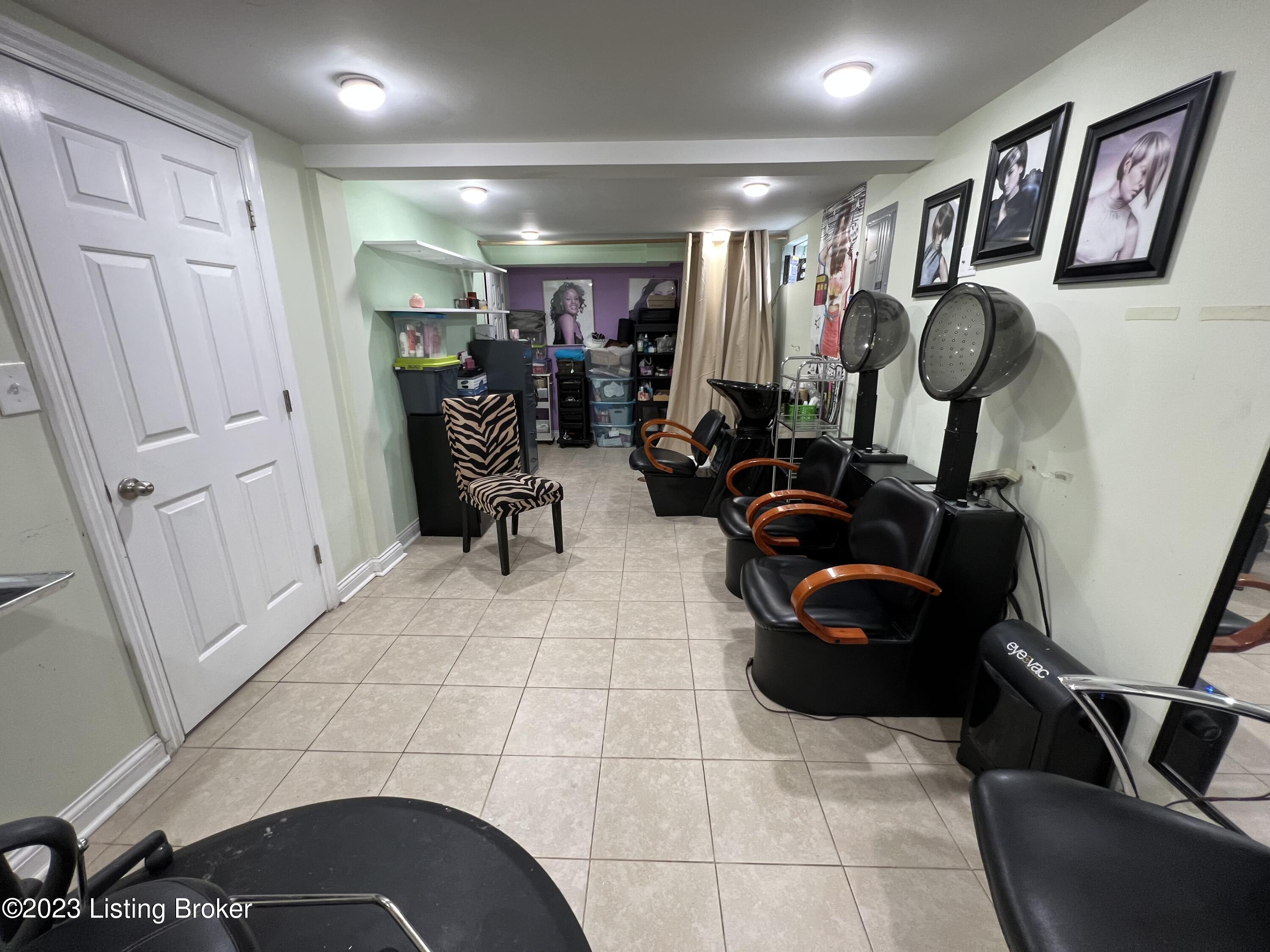 7015 Shepherdsville Rd