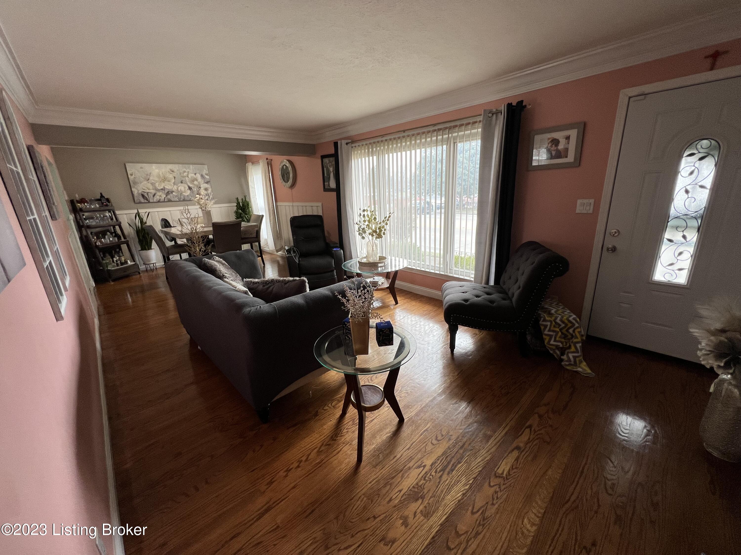 7015 Shepherdsville Rd
