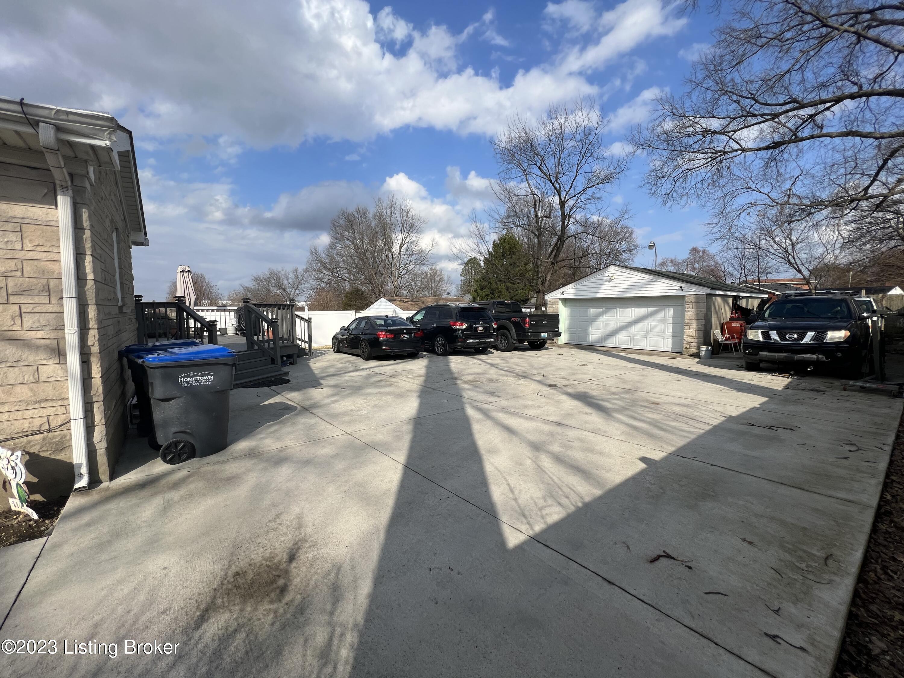 7015 Shepherdsville Rd