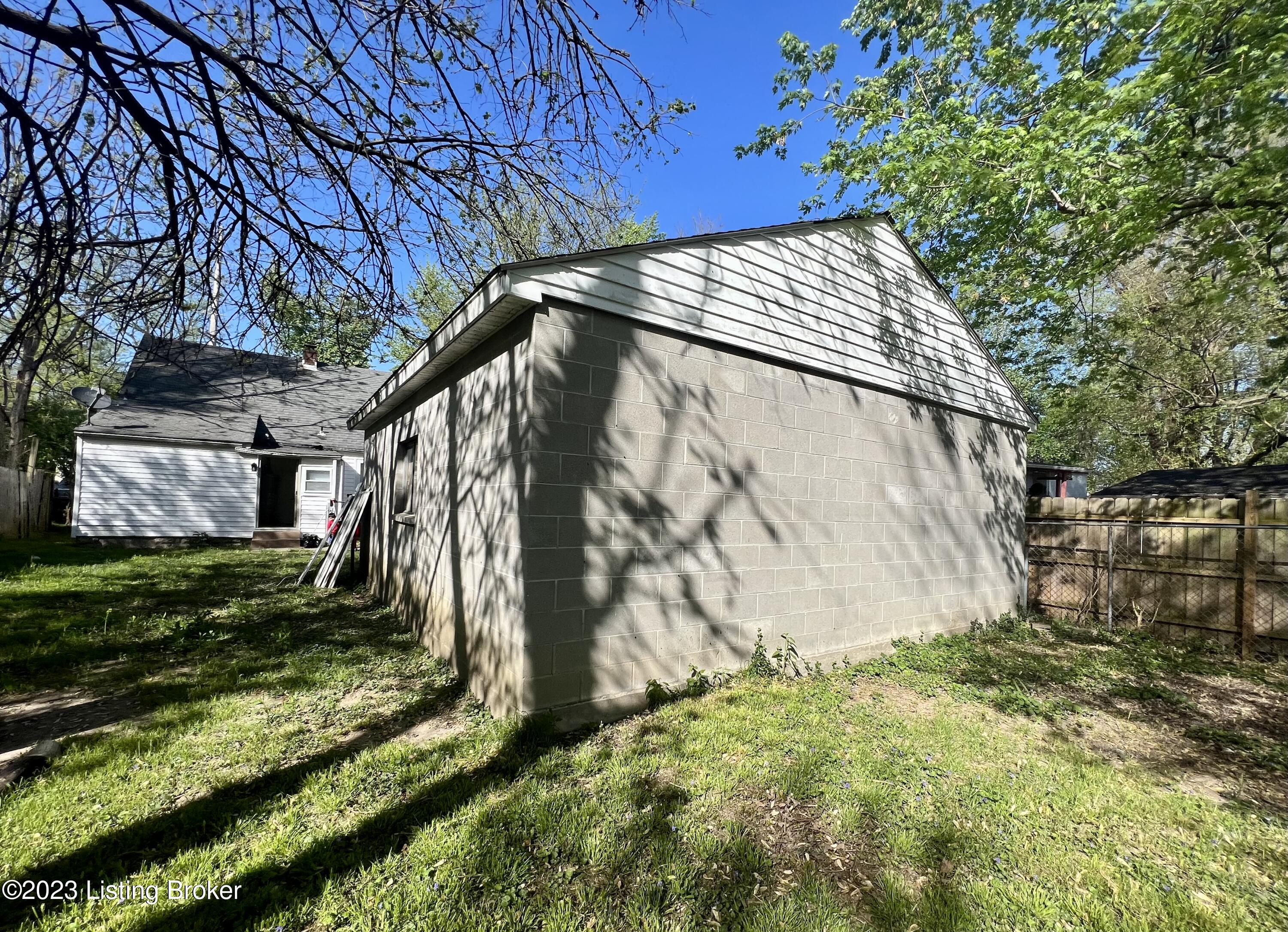 3310 Farnsley Rd