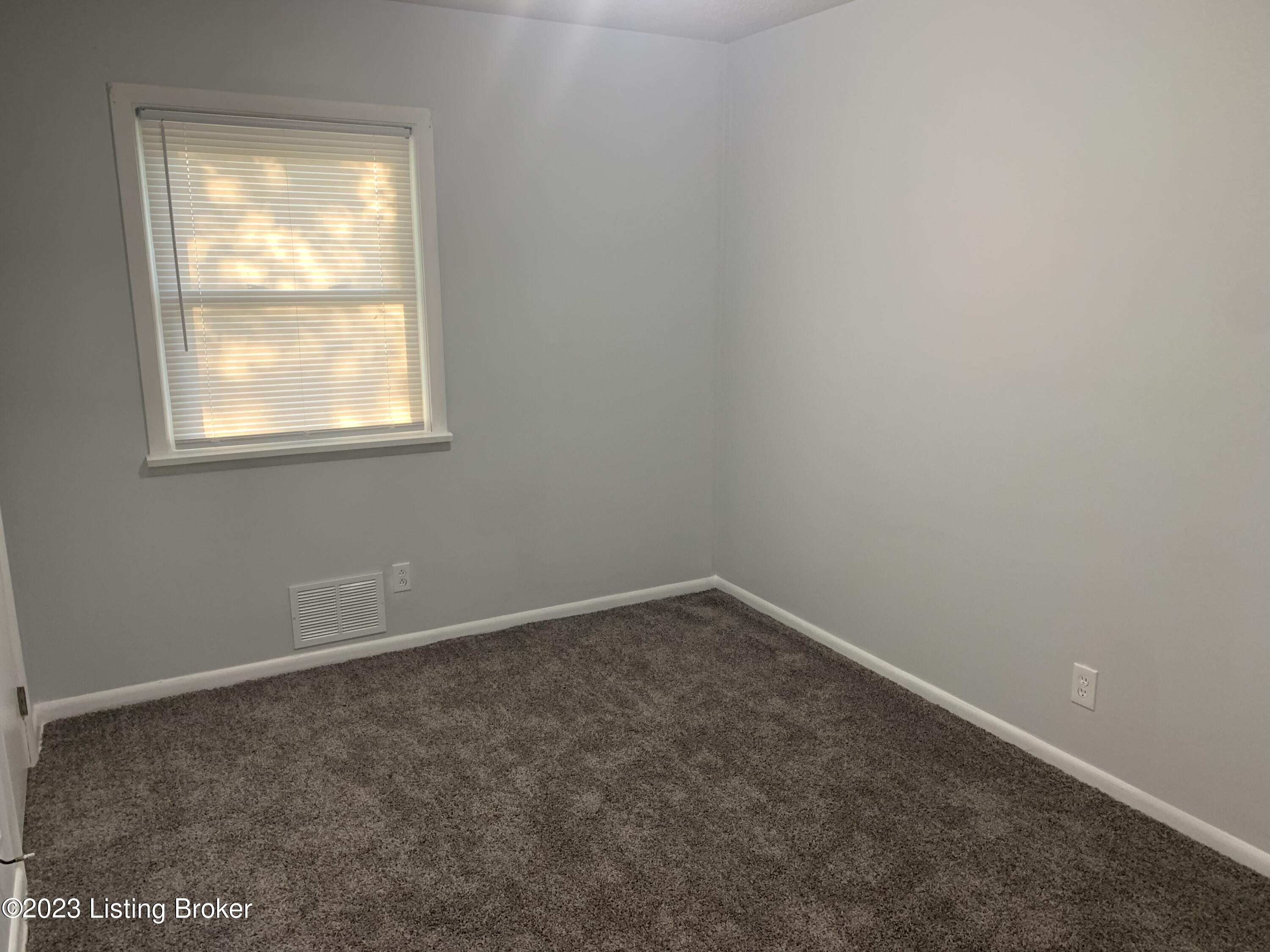 9713 Polaris Dr
