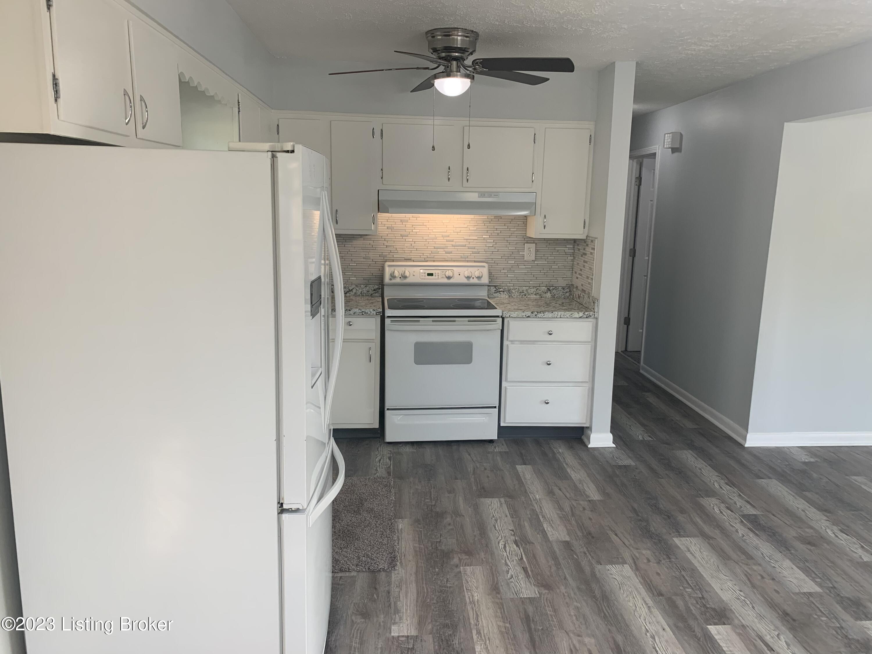 9713 Polaris Dr