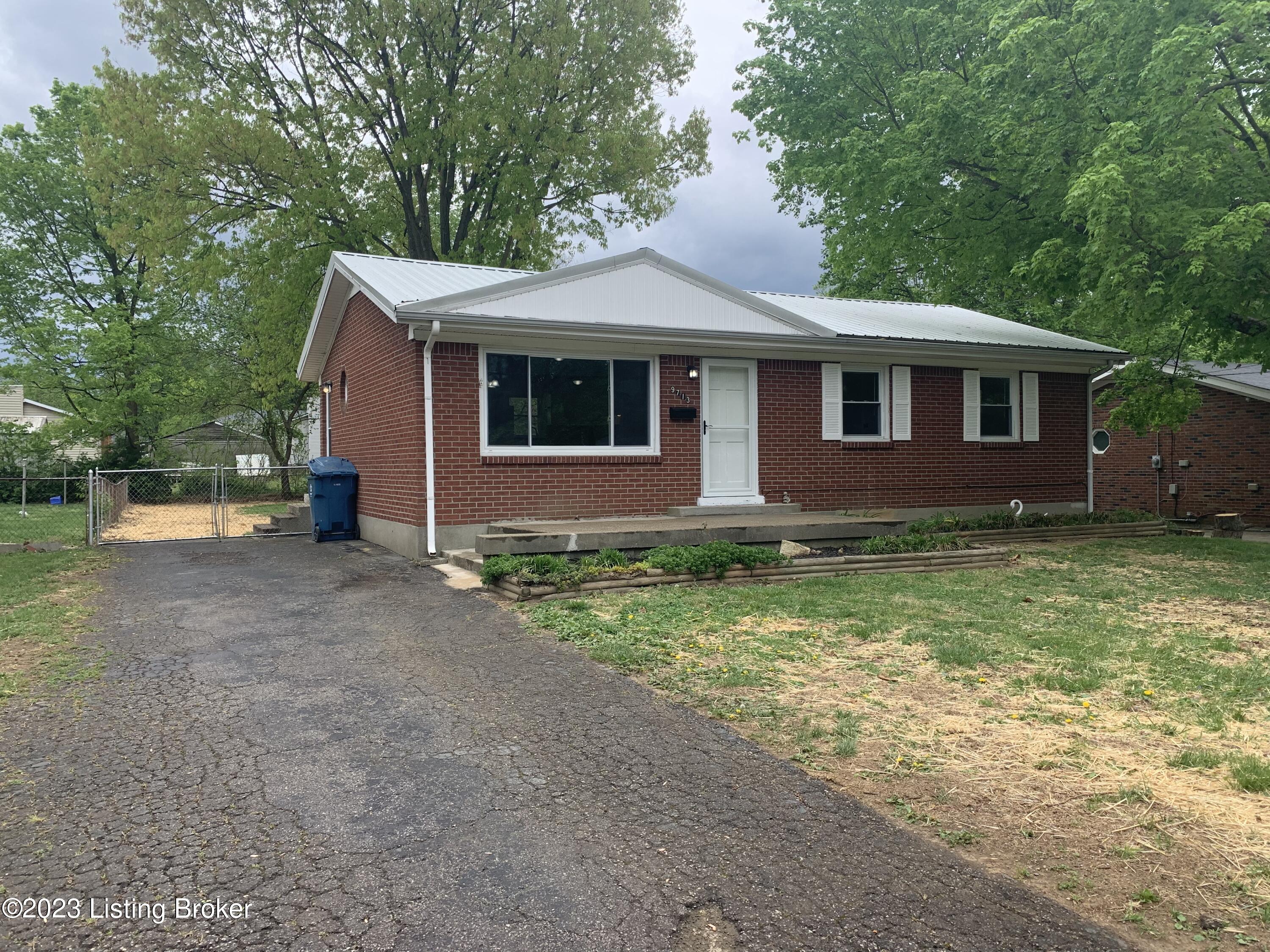 9713 Polaris Dr