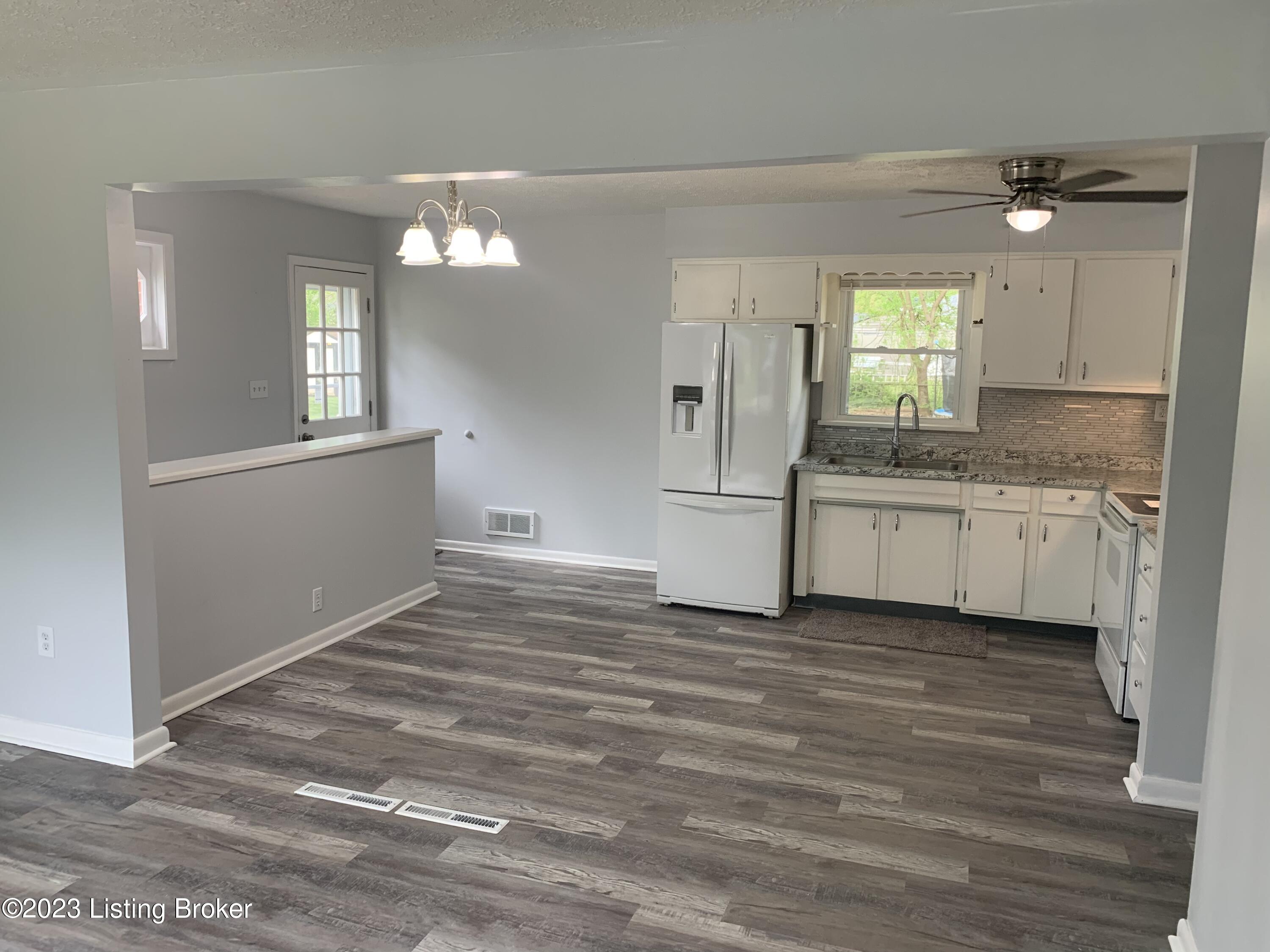 9713 Polaris Dr