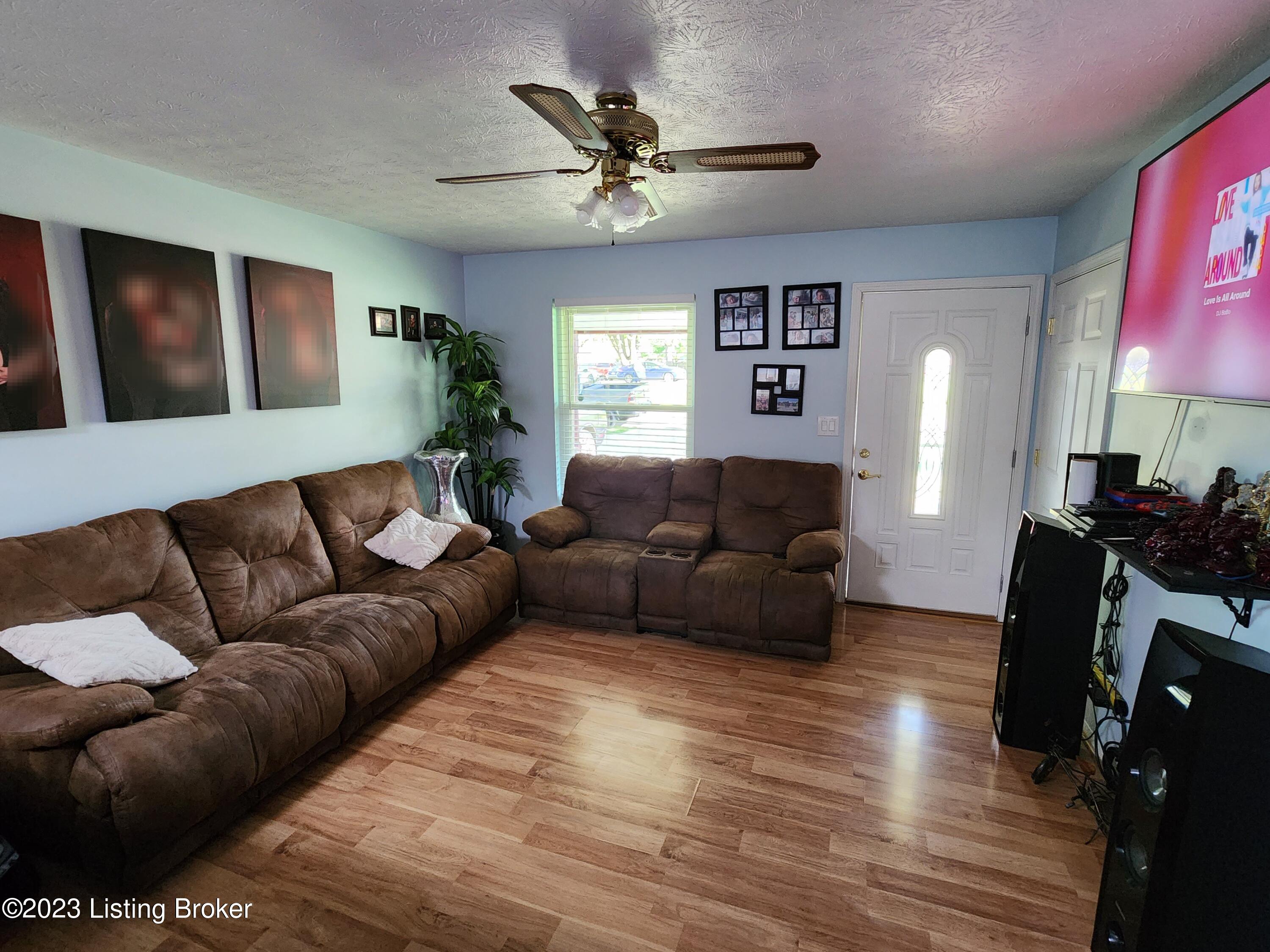 280 E Blue Jay Rd