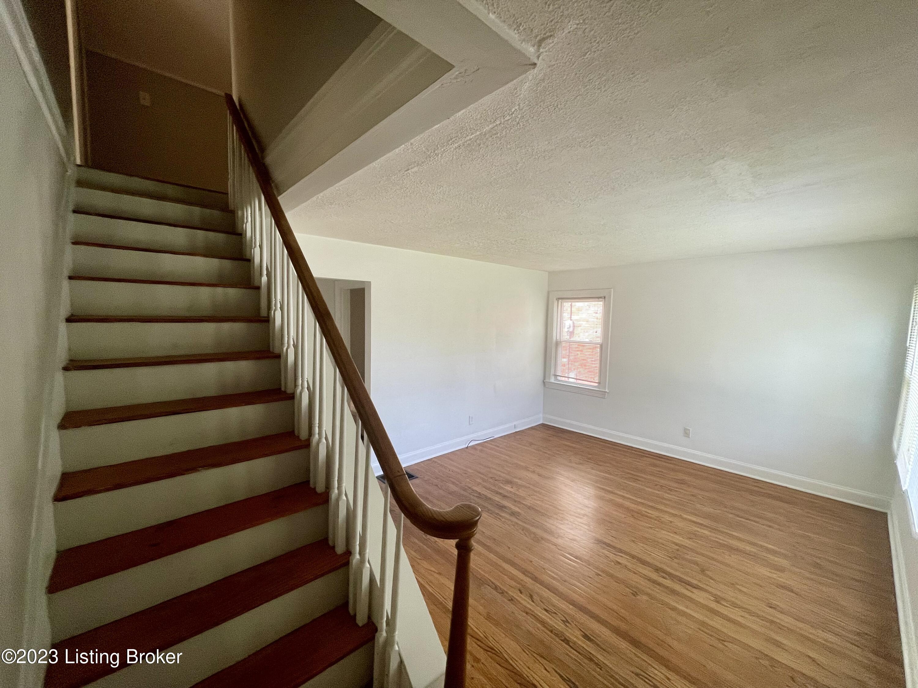 3514 Algonquin Pkwy