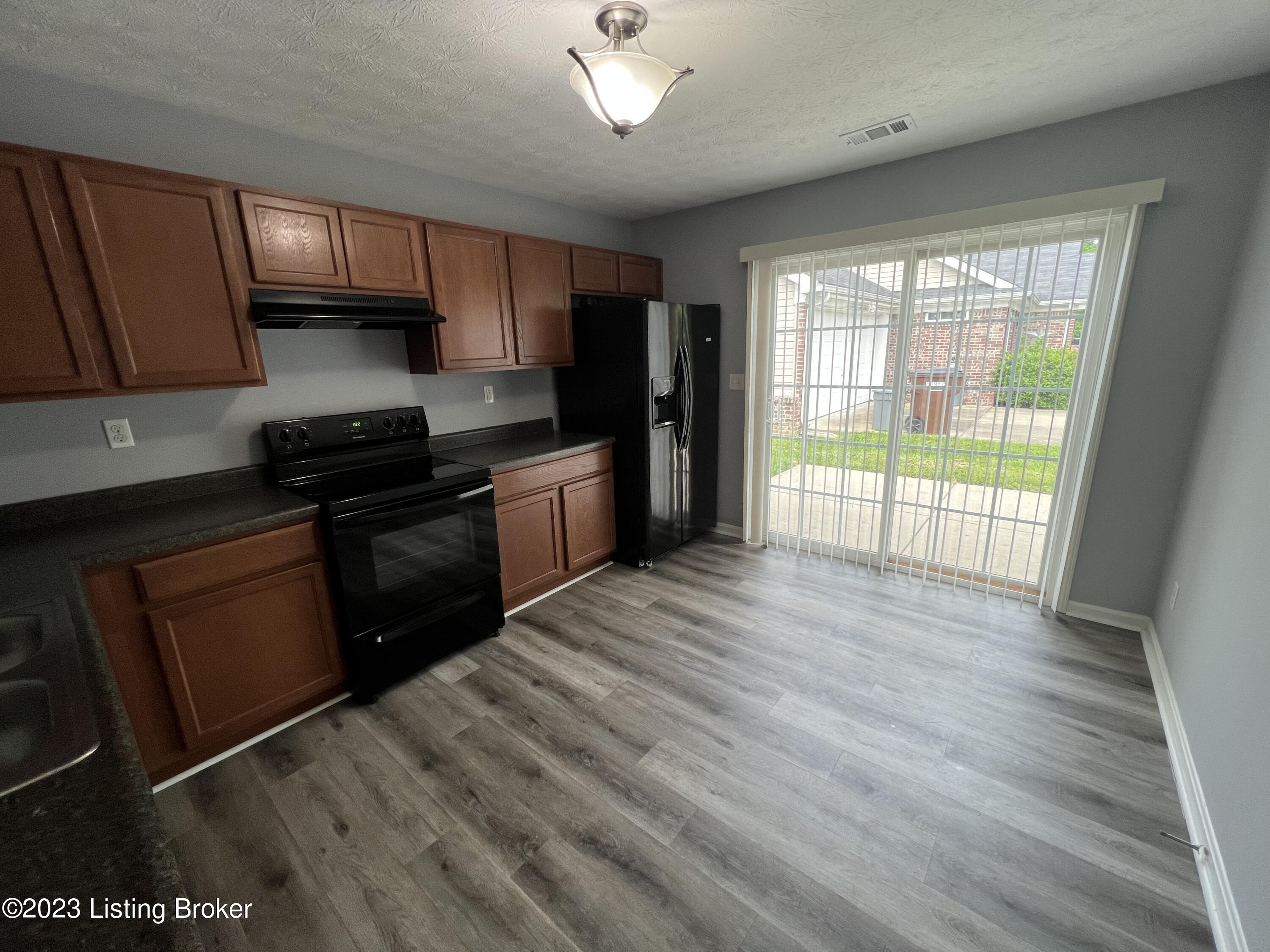 9500 Brady John Ct