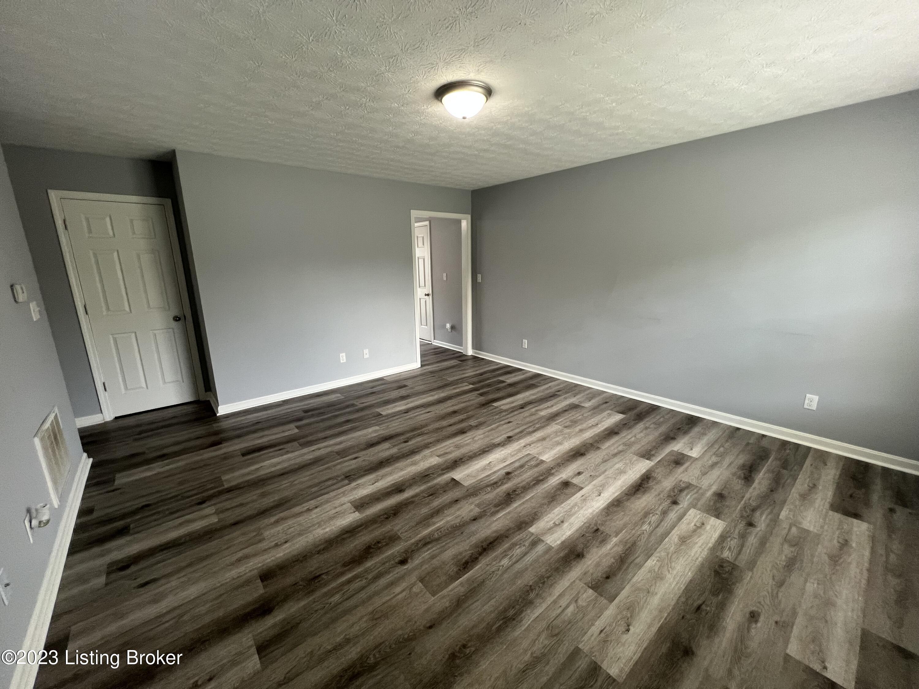 9500 Brady John Ct