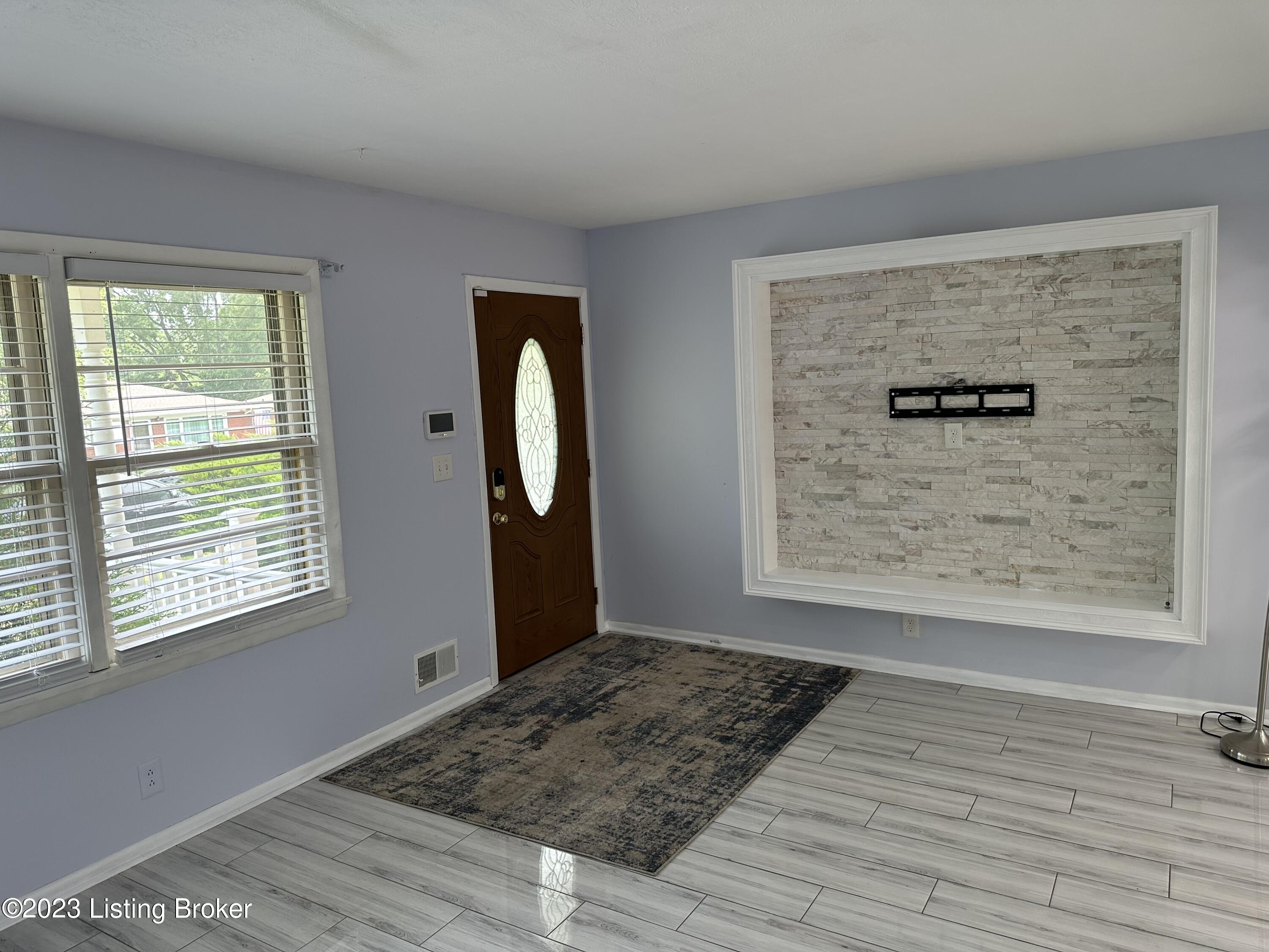 5918 Bluestone Rd