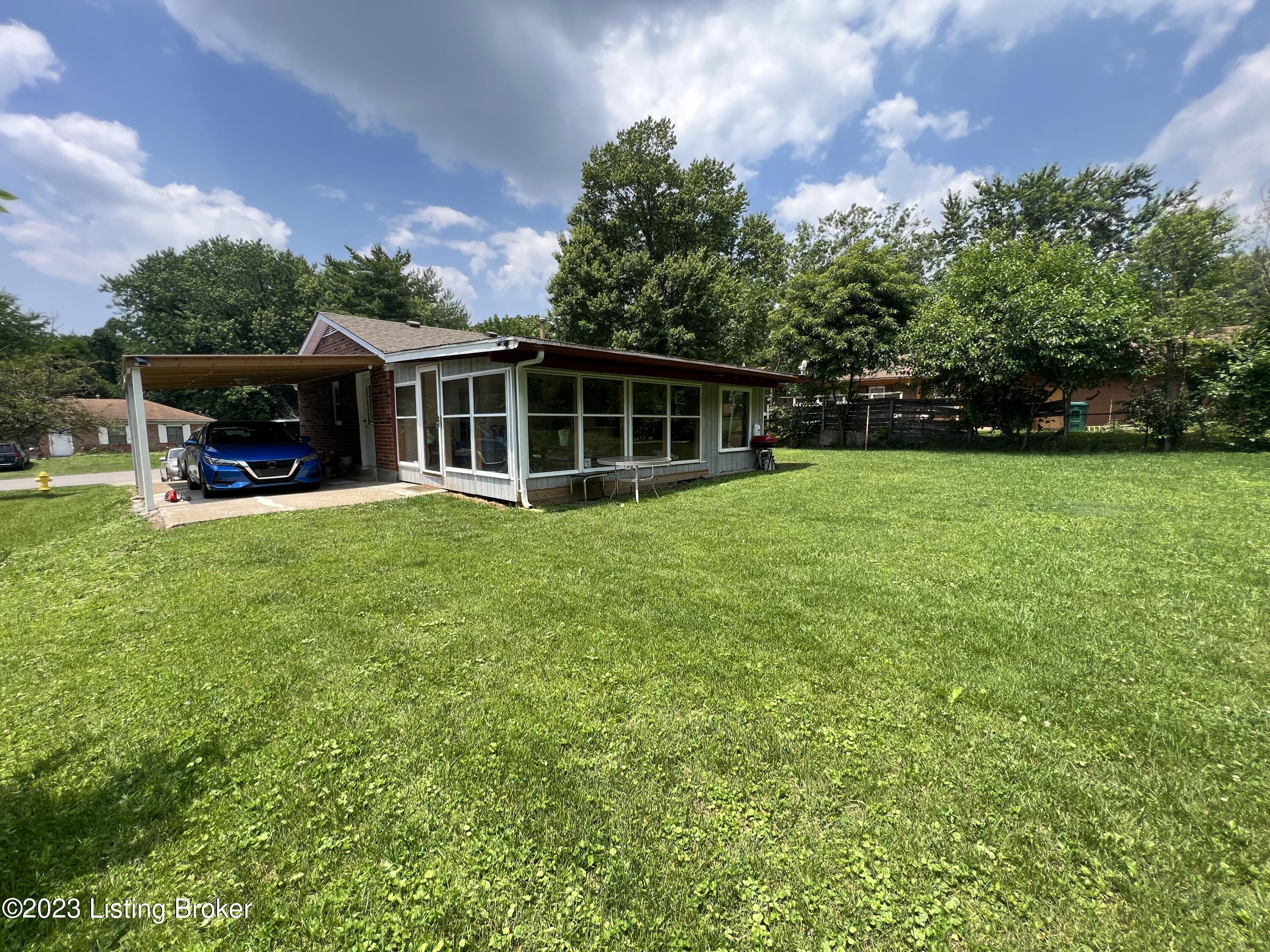 7803 Rochelle Rd