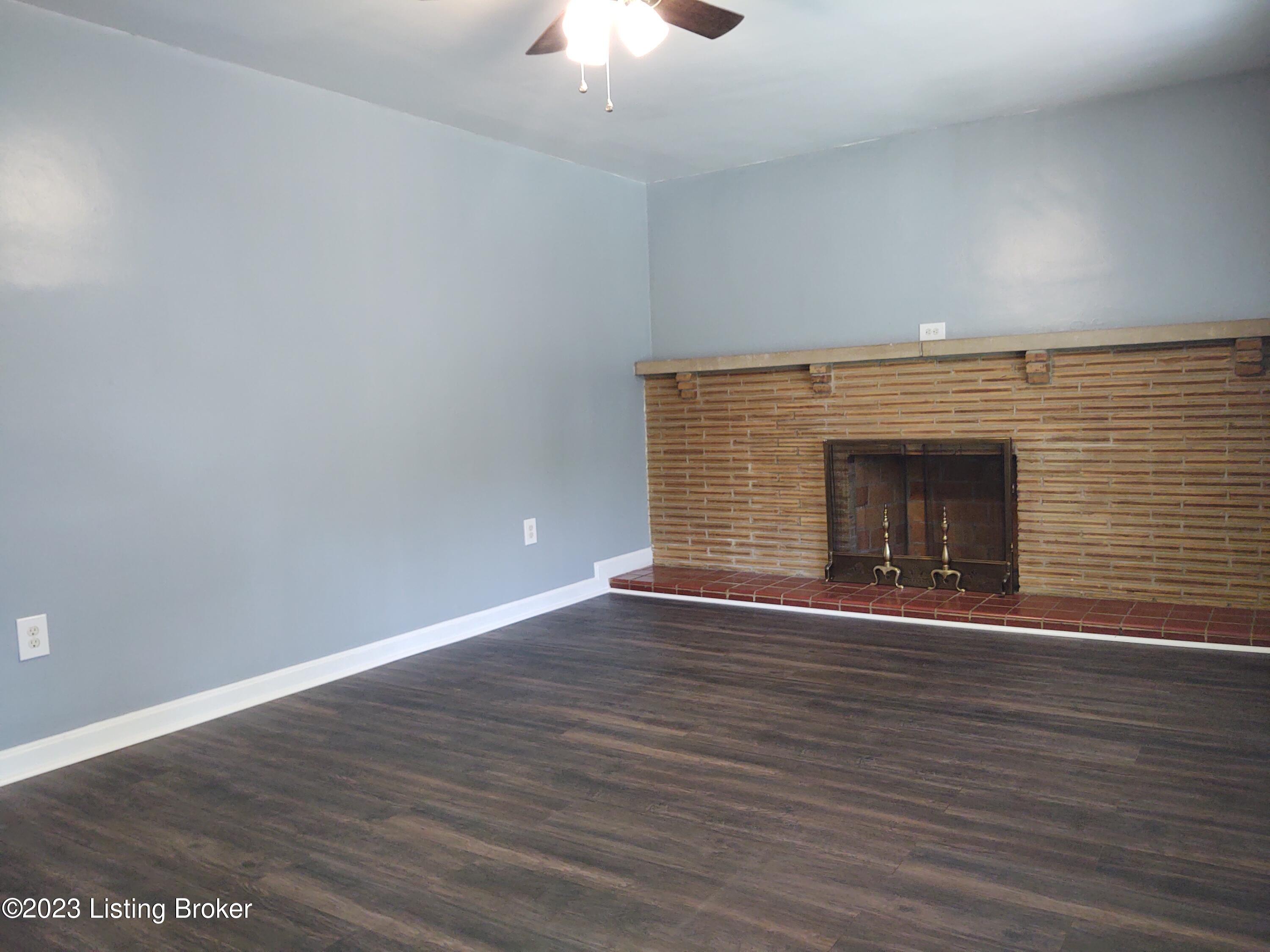 3218 New Lynnview Dr