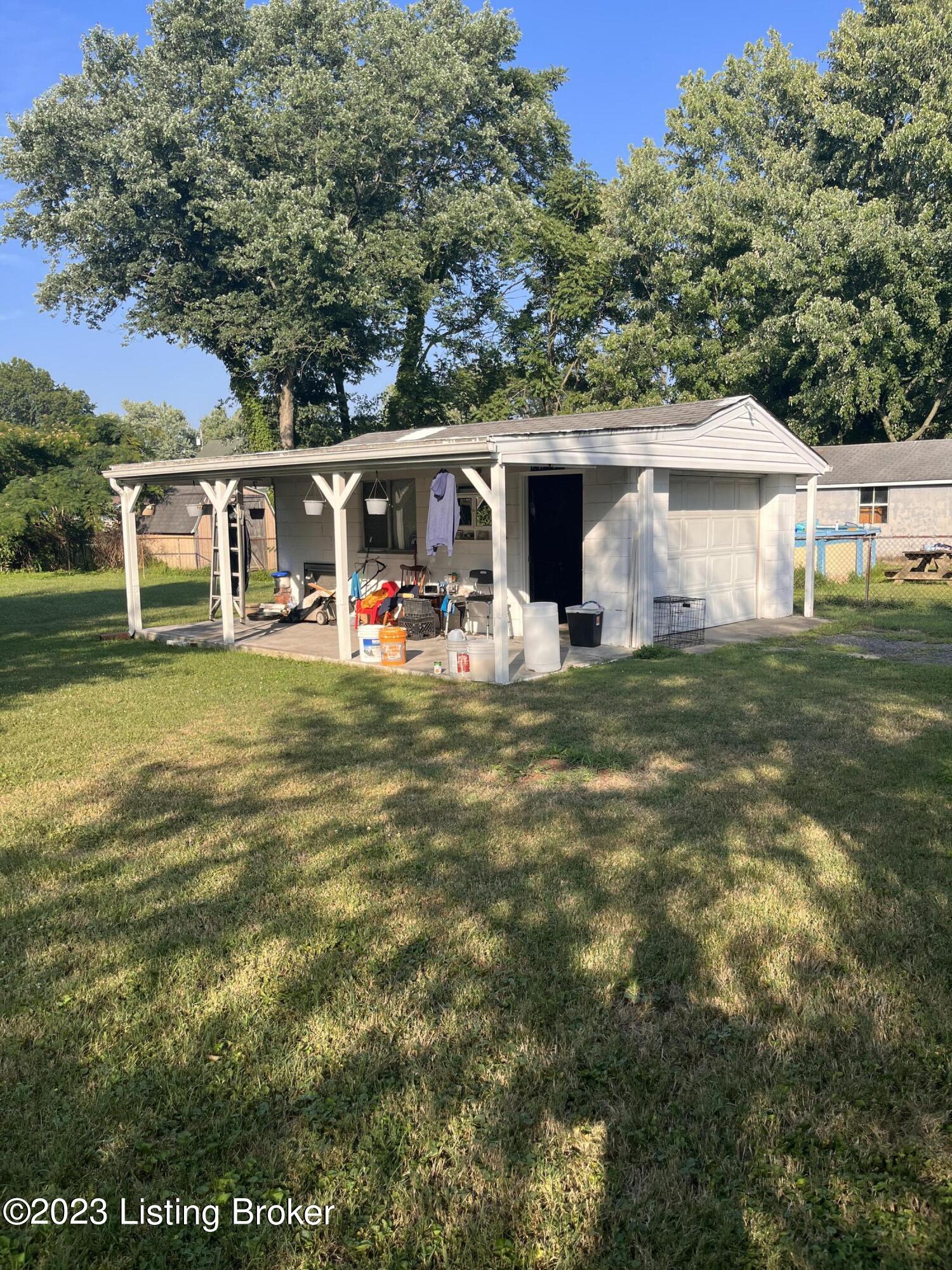 3207 Wilkie Rd