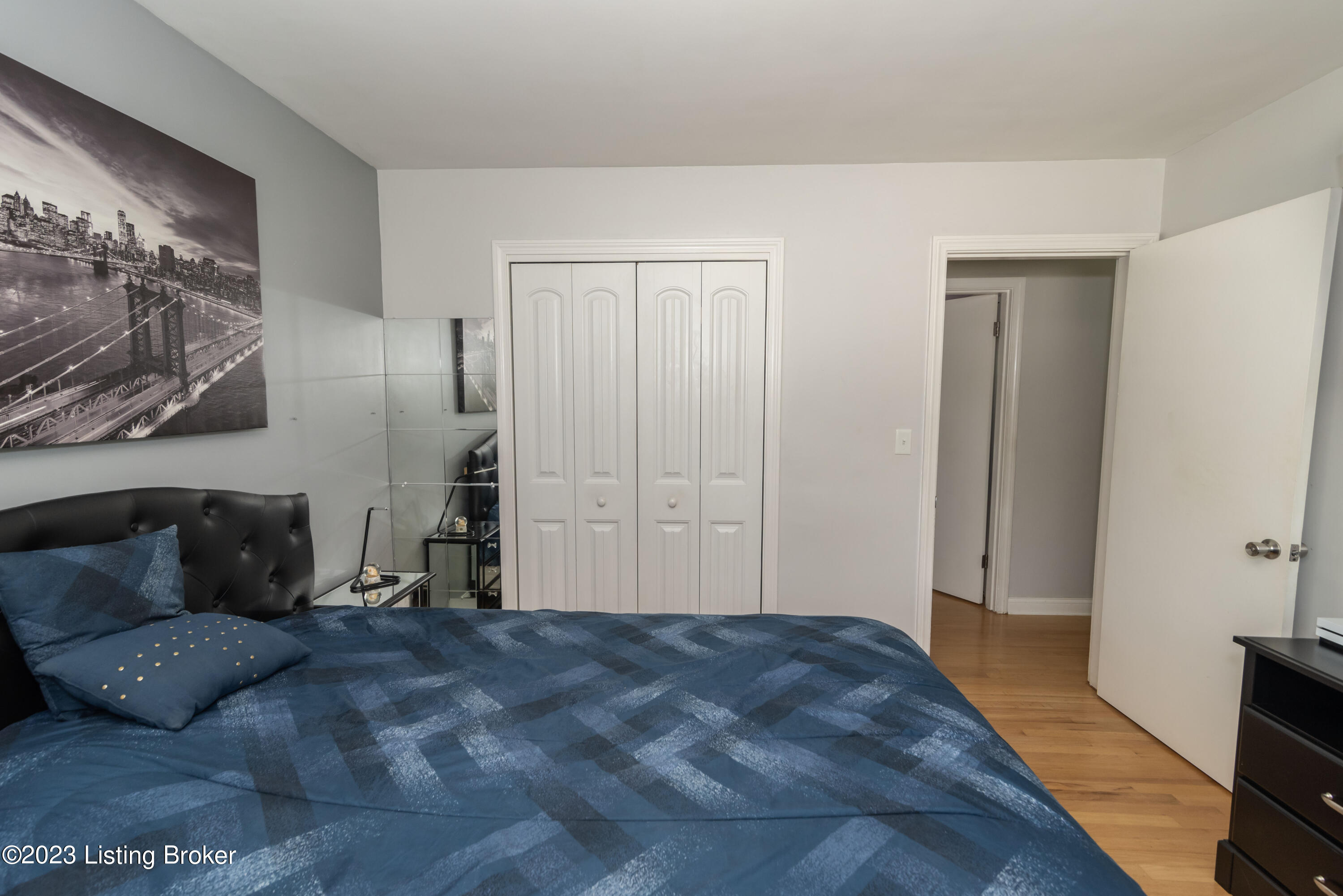 8220 Denise Dr