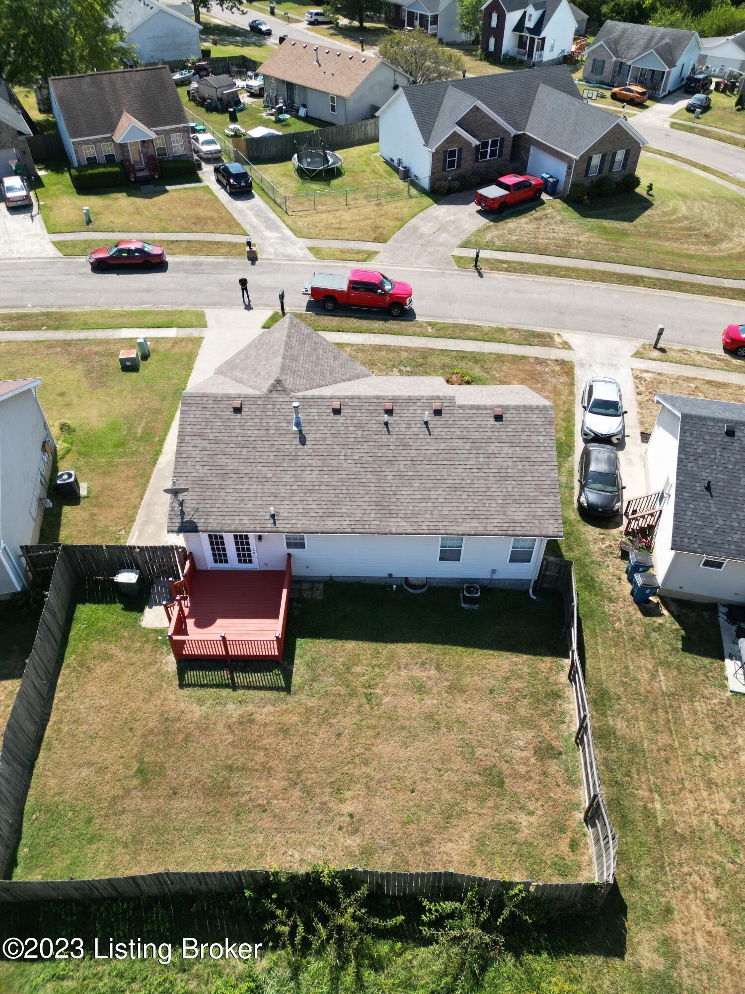 6907 Colrain Cir