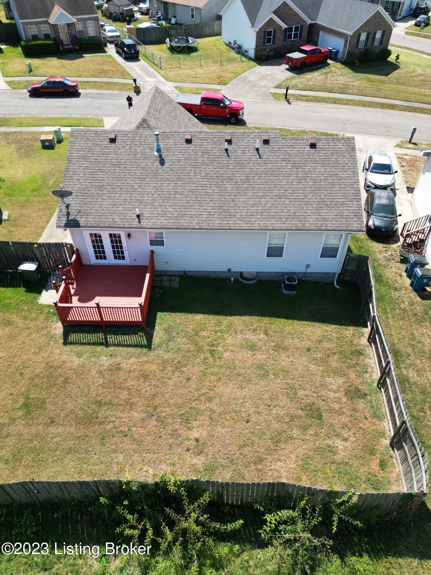 6907 Colrain Cir