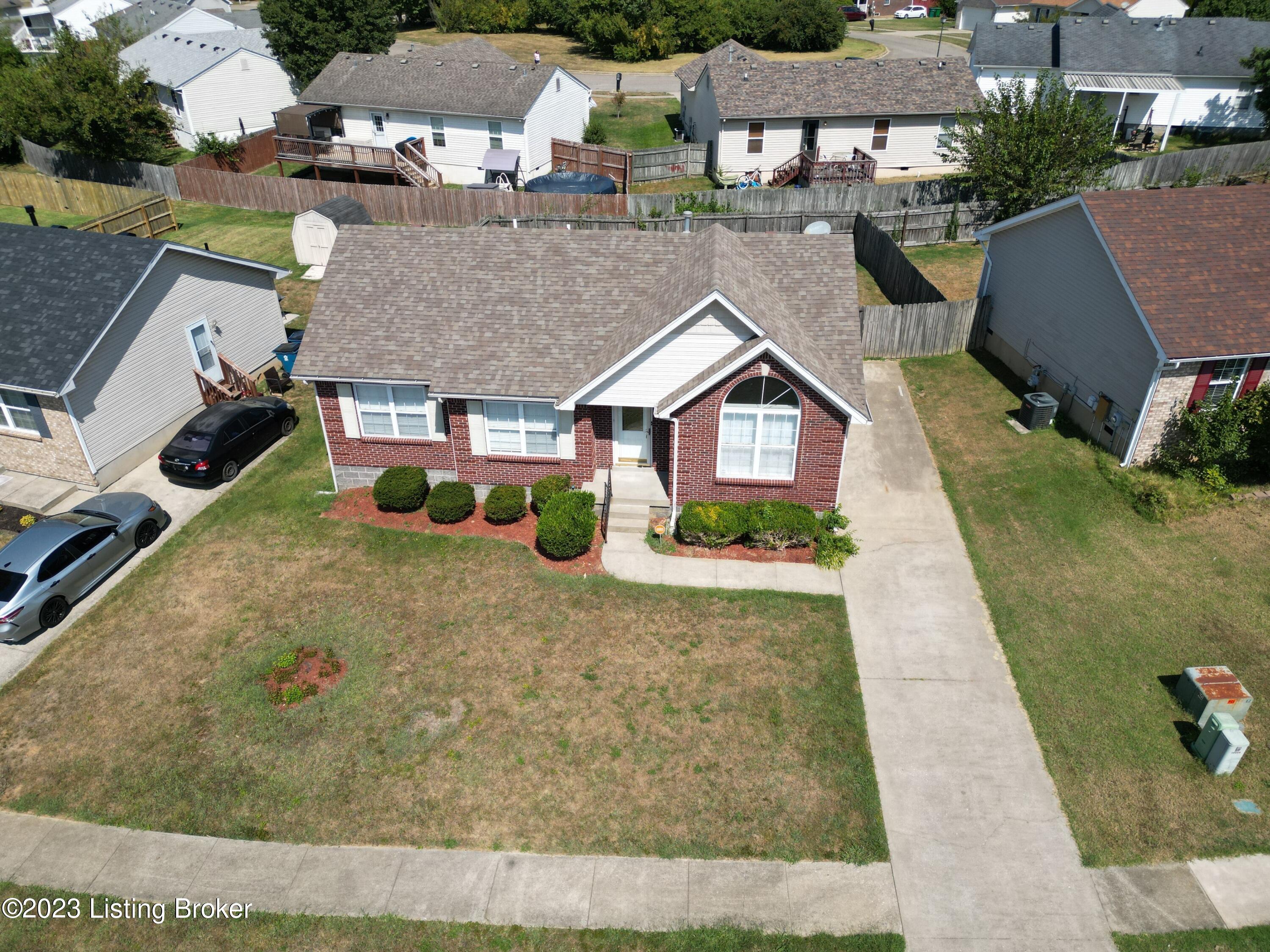 6907 Colrain Cir