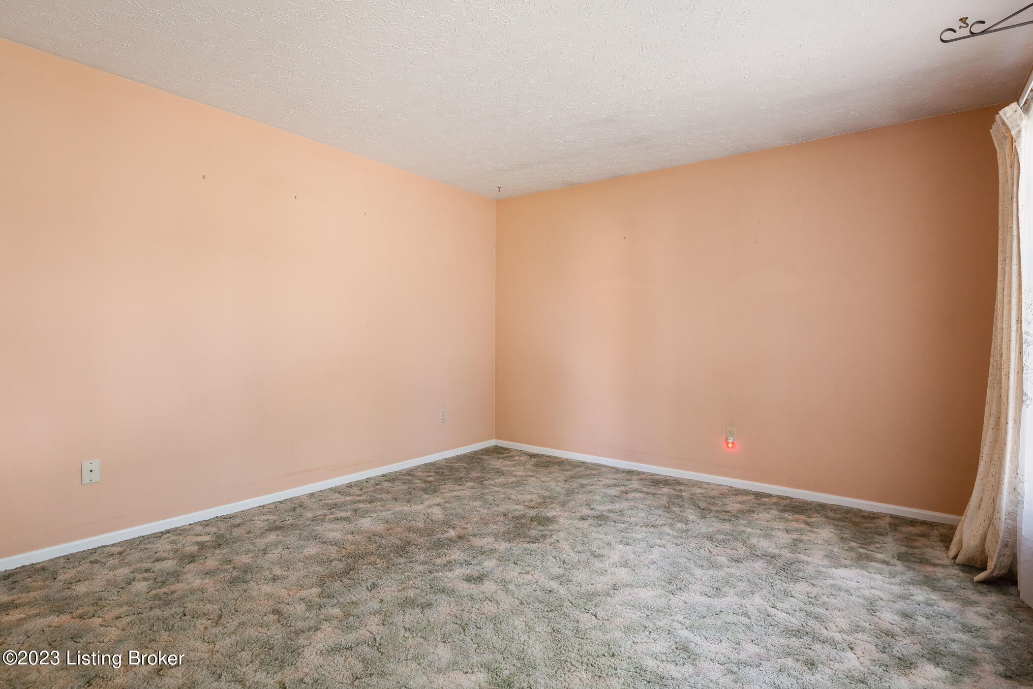 4900 W Batalina Ct