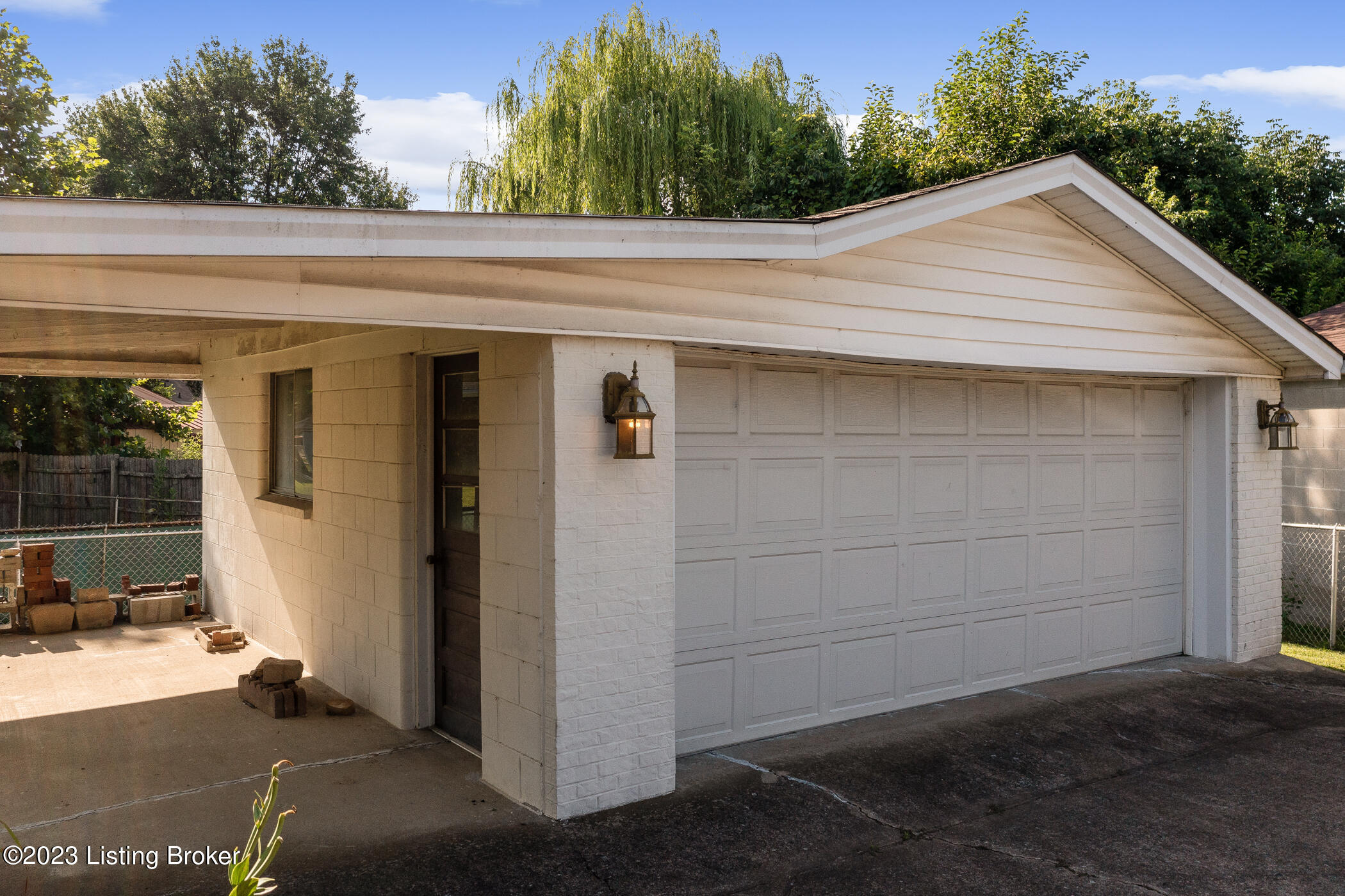 4900 W Batalina Ct