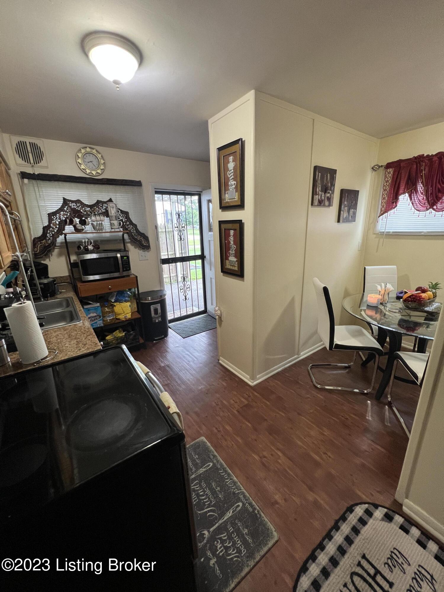 1236 Pigeon Pass Rd