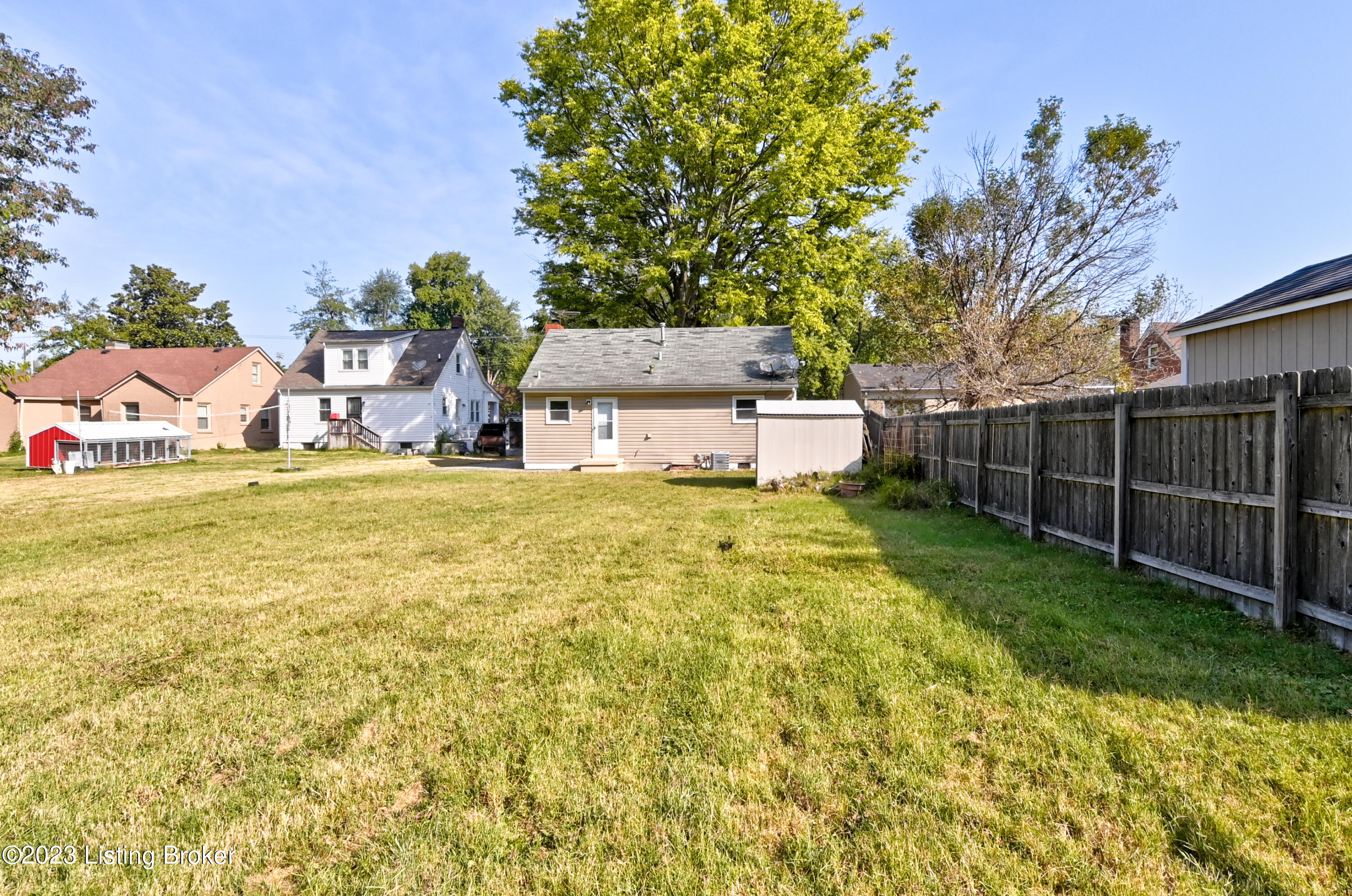 1922 Garrs Ln