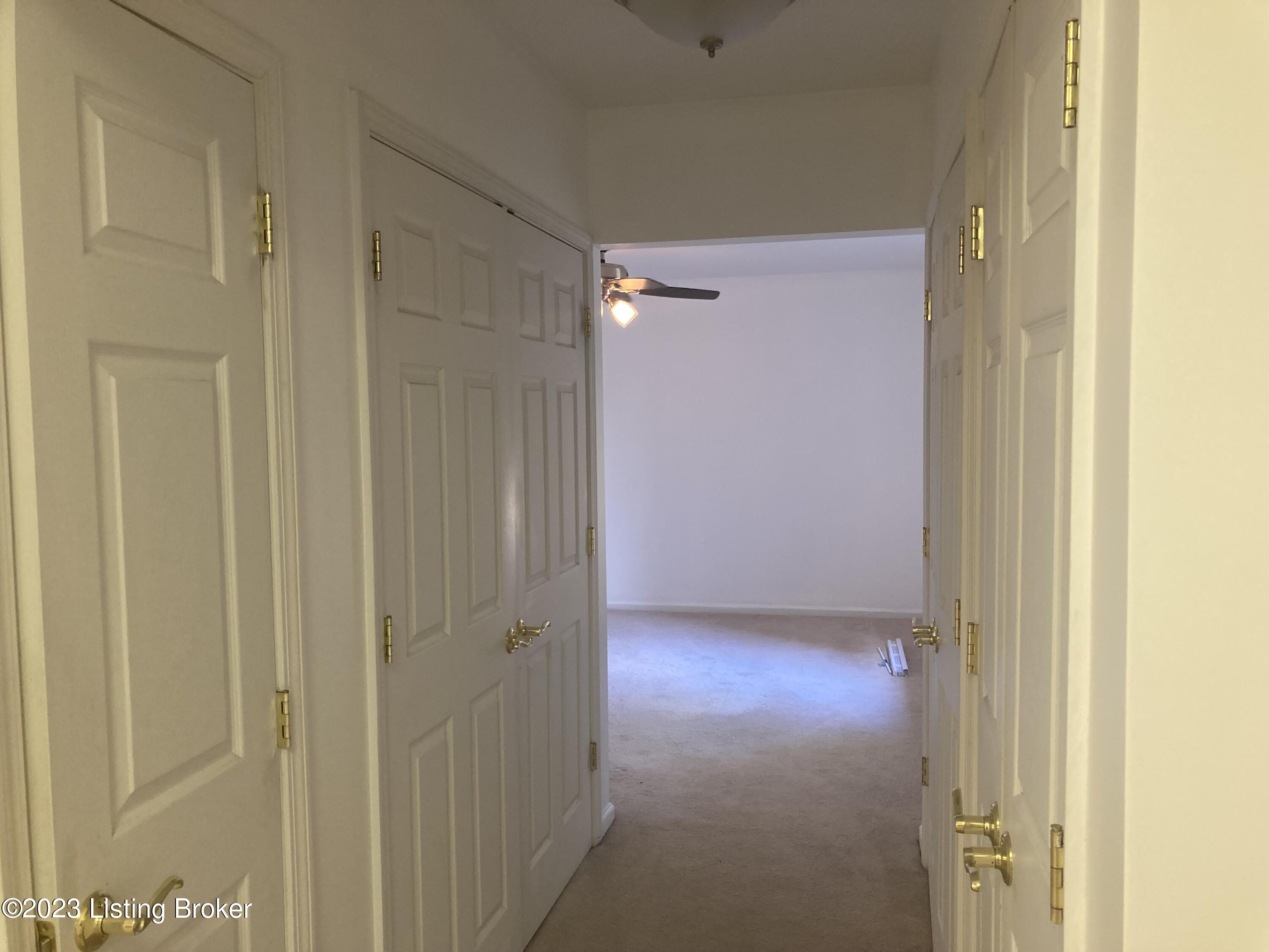 128 Erikas Ct