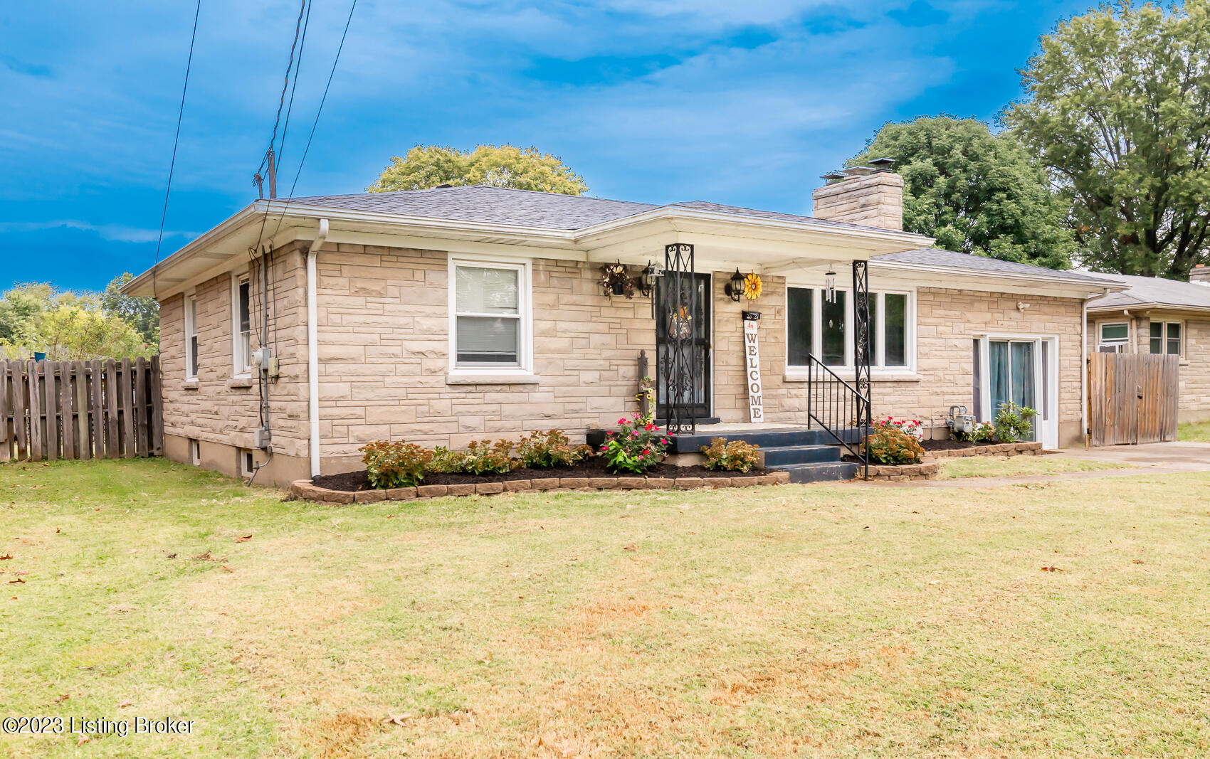 2327 Lindsey Dr