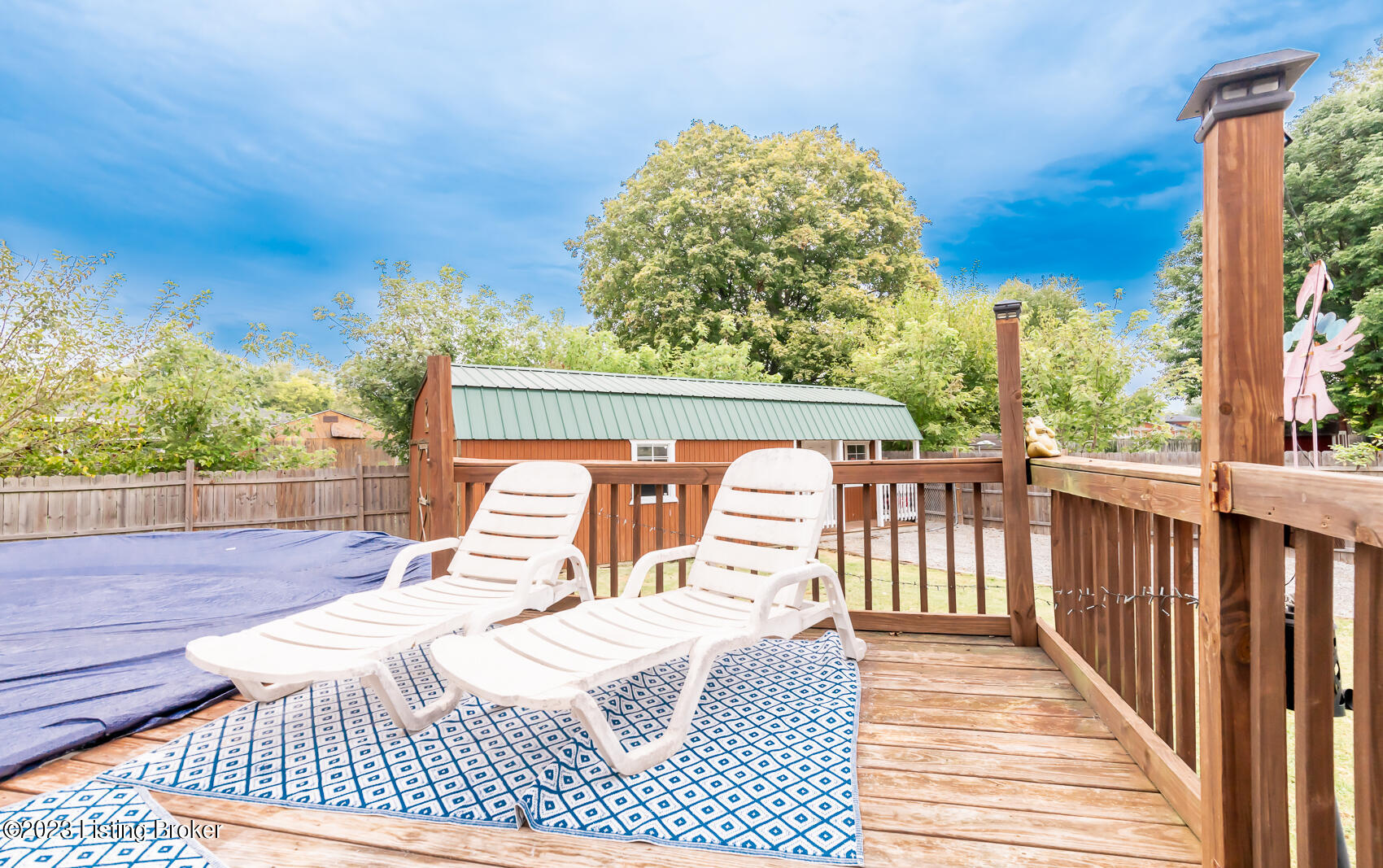 2327 Lindsey Dr