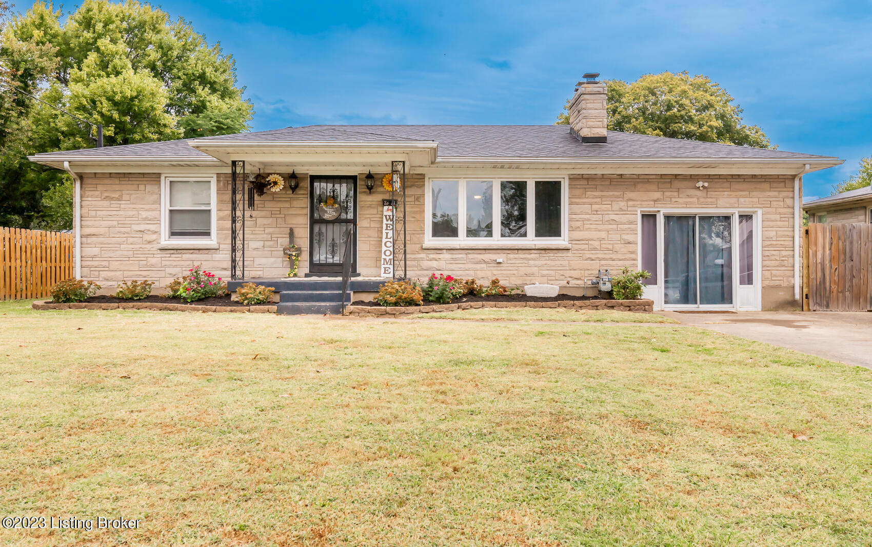 2327 Lindsey Dr