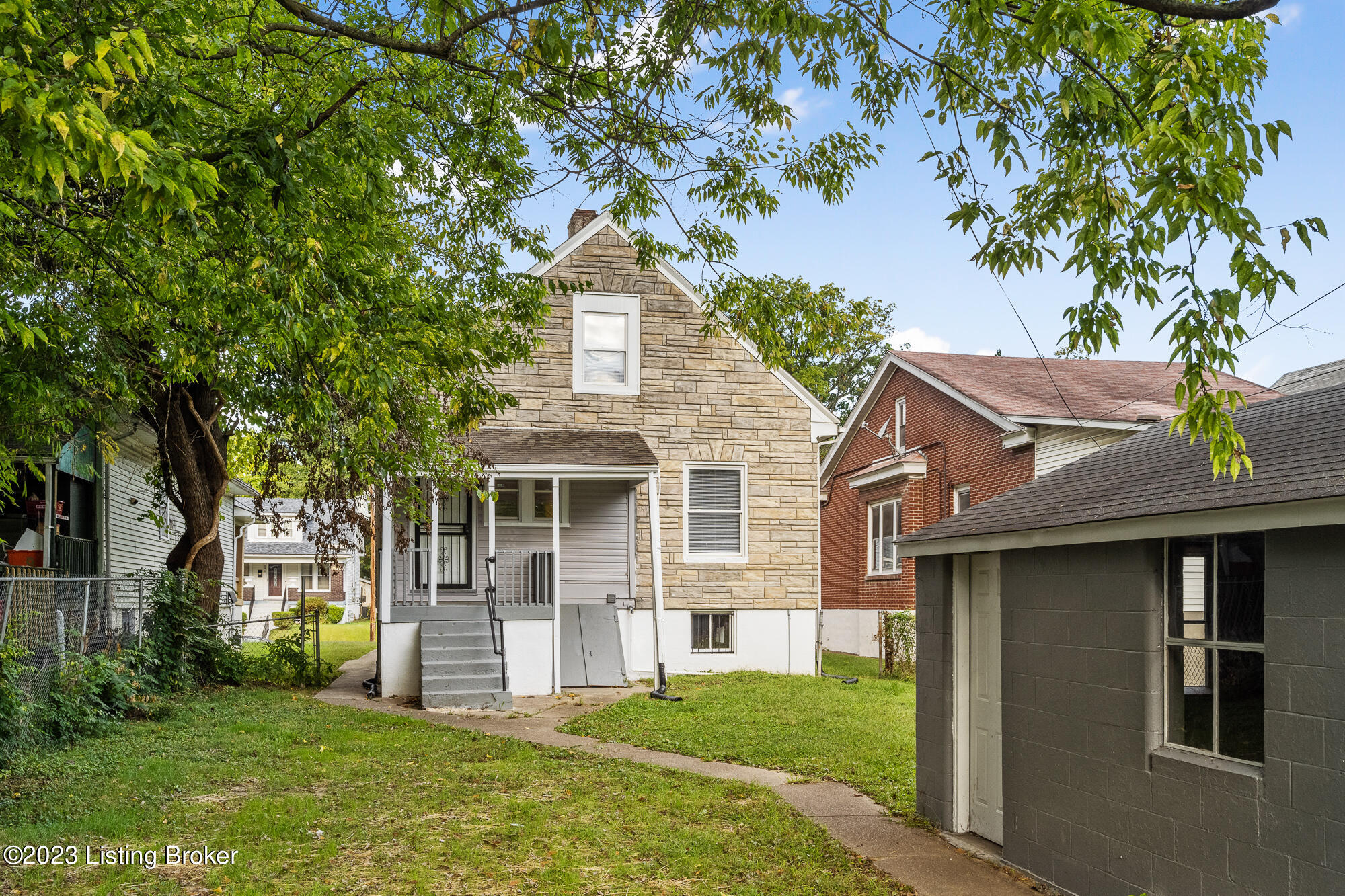 645 Cecil Ave