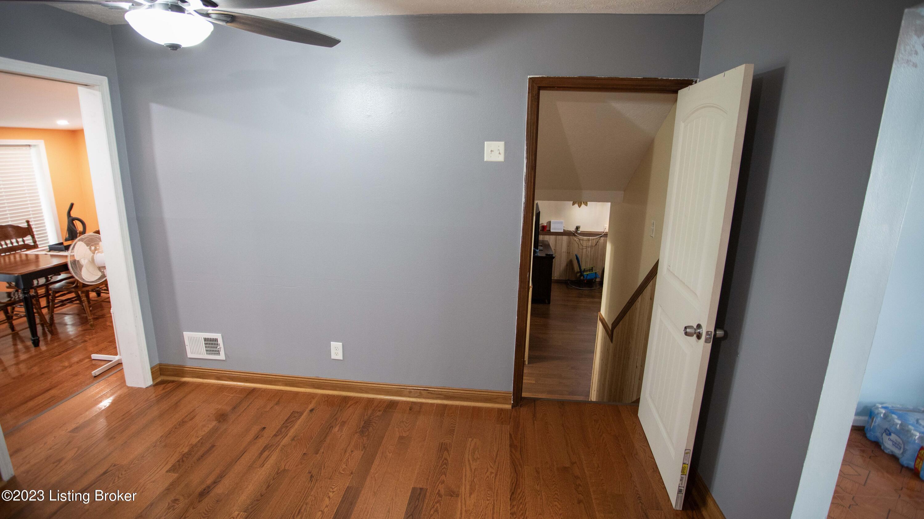 9703 Turnpike View Dr