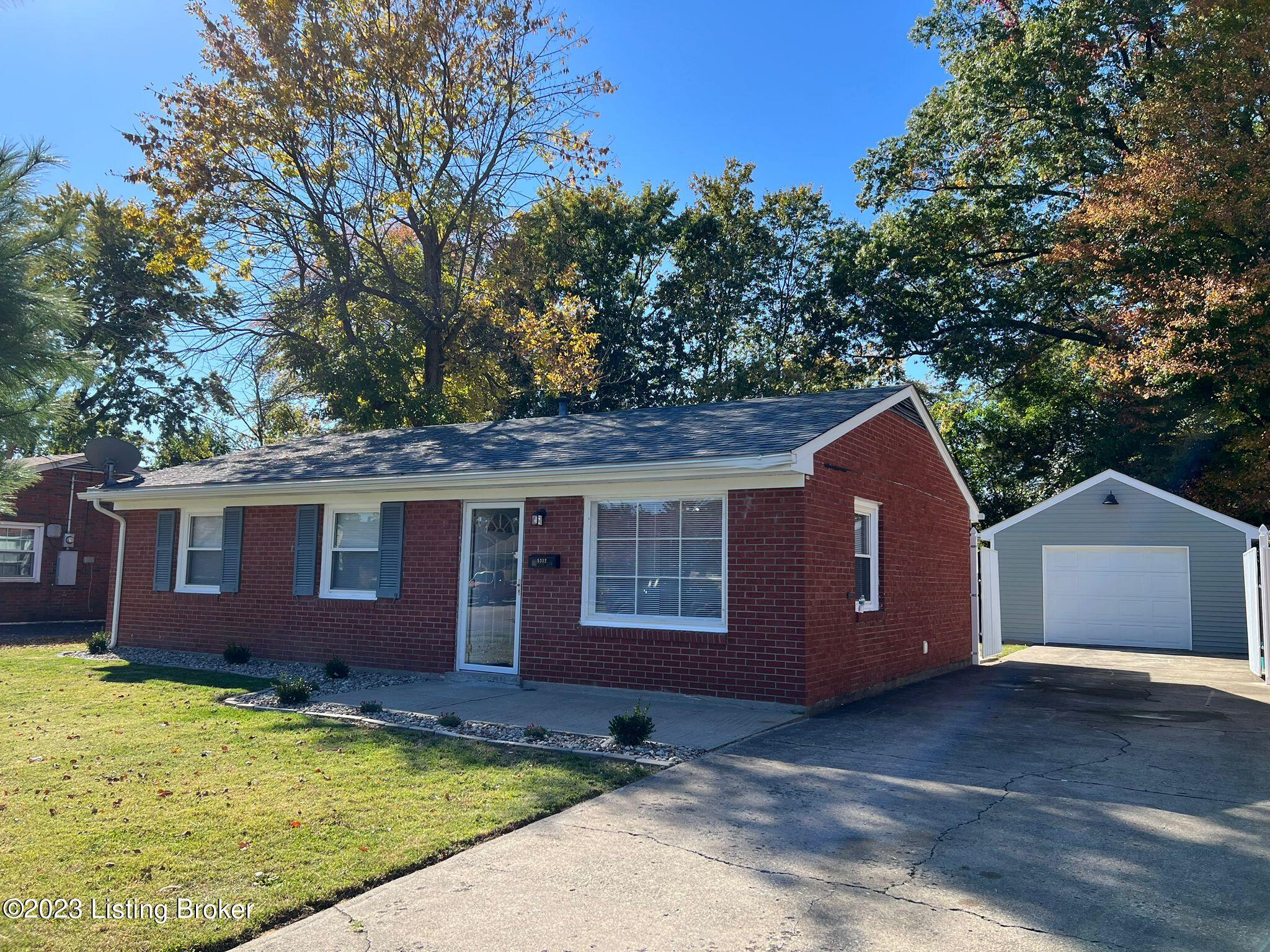 5312 Tupelo Pass