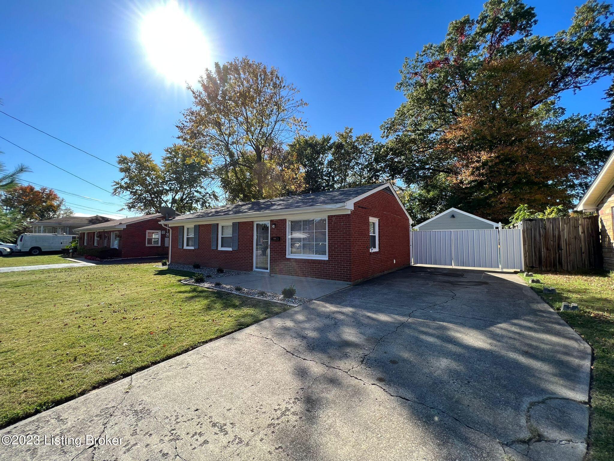 5312 Tupelo Pass