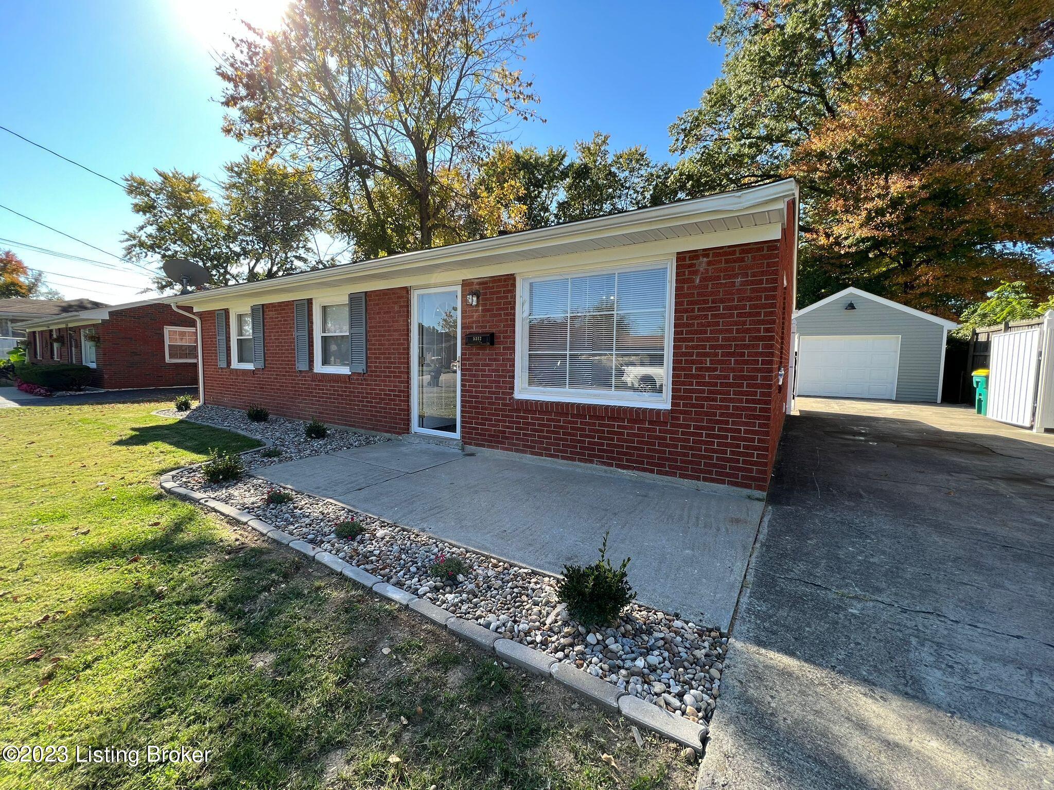 5312 Tupelo Pass