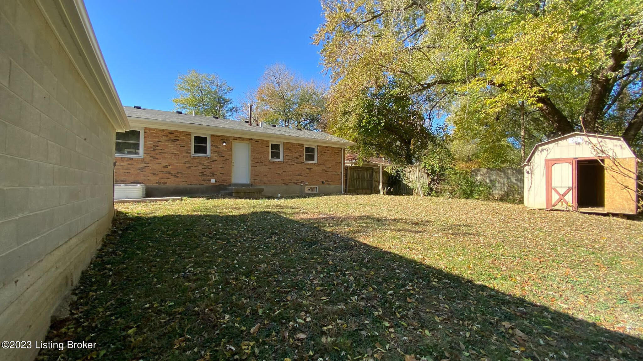 5203 Benson Ct