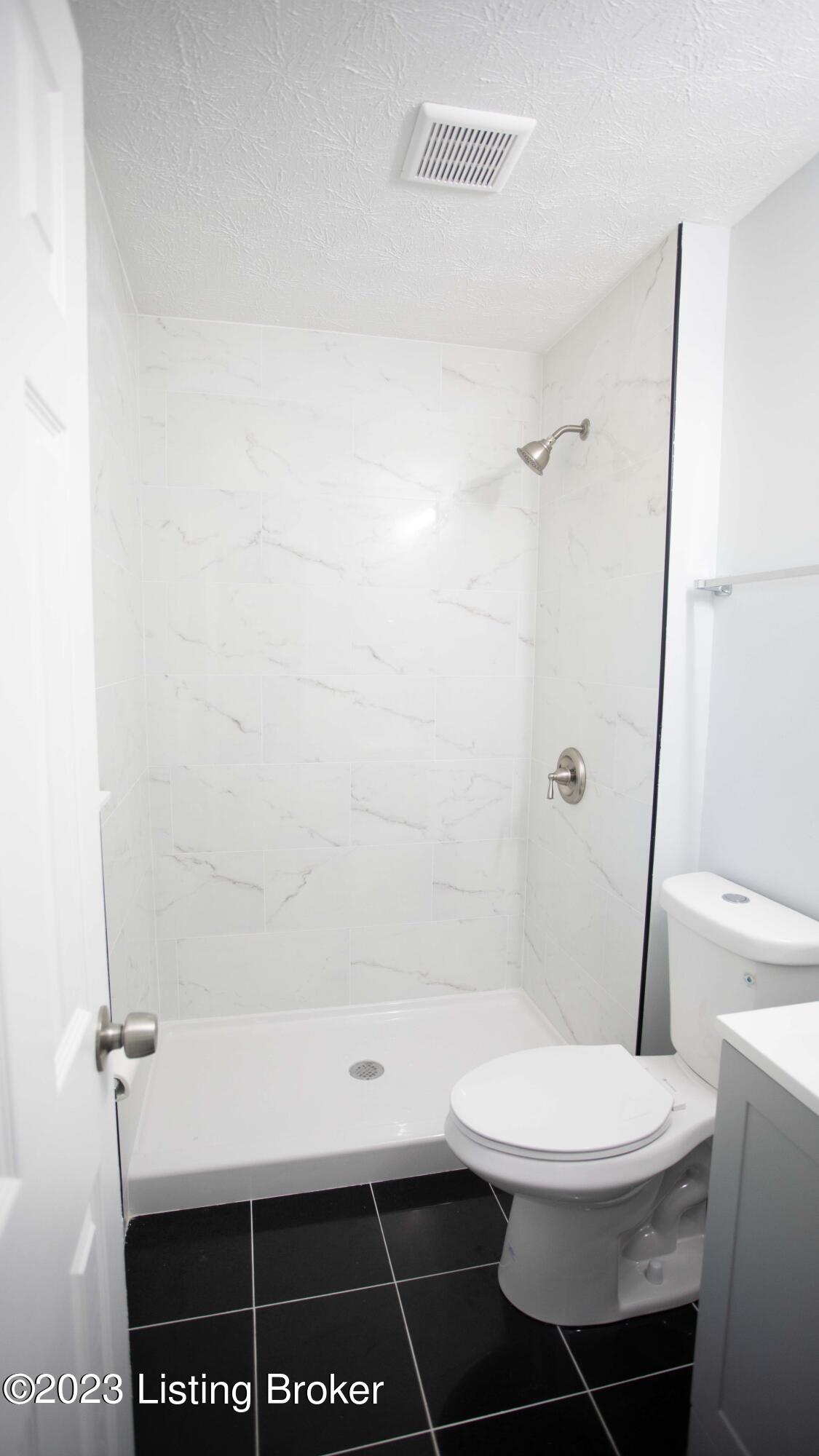 5203 Benson Ct
