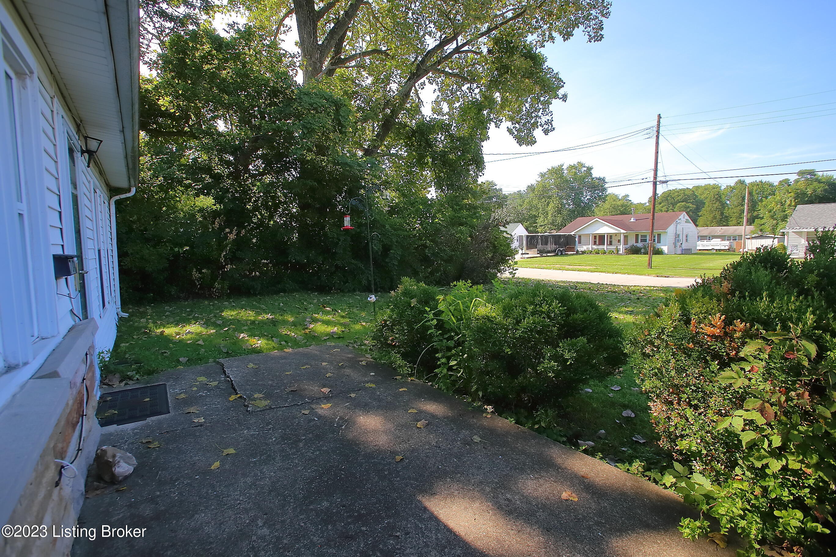 7011 Nathan Hale Way