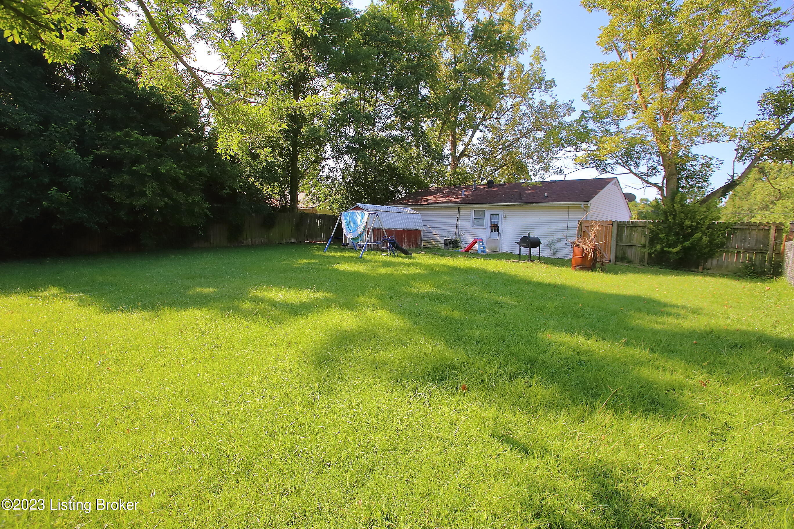 7011 Nathan Hale Way